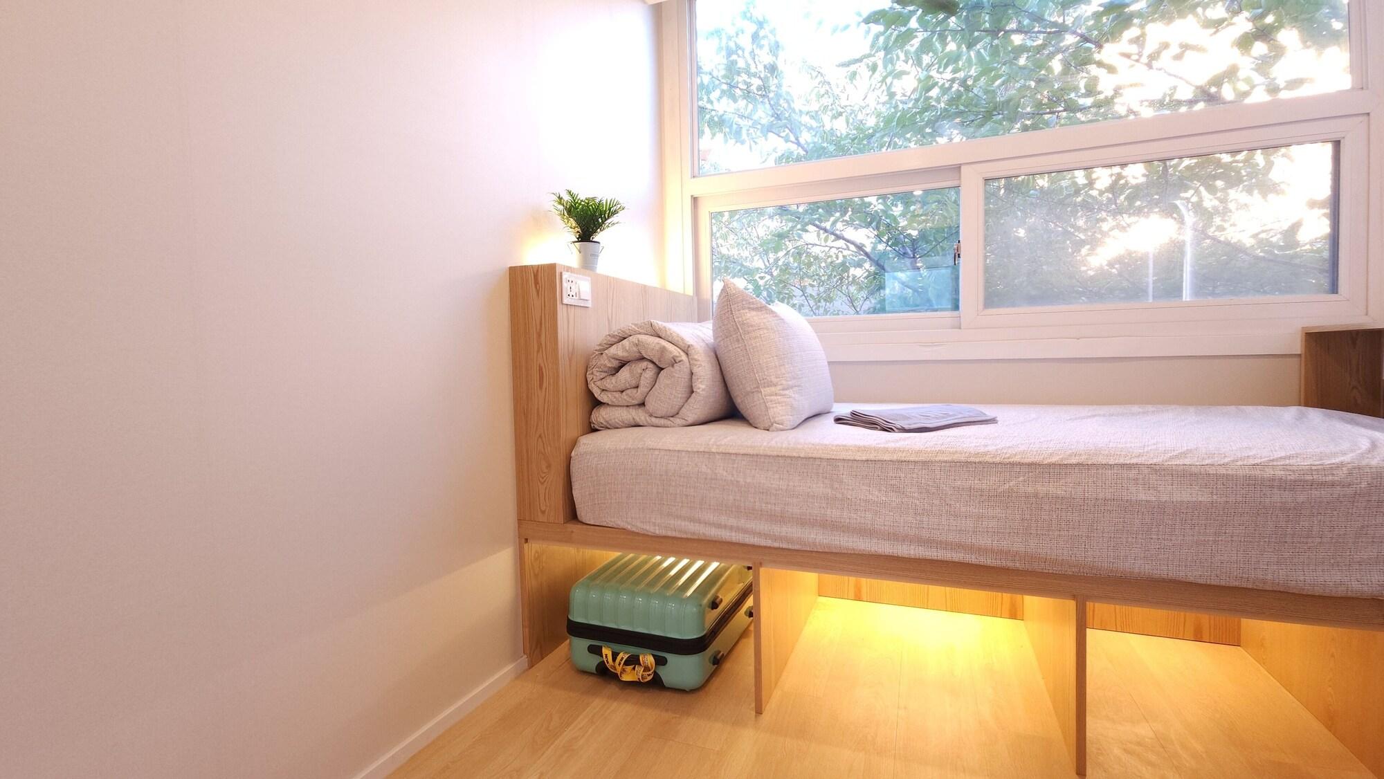 Oyo Hostel Myeongdong 6