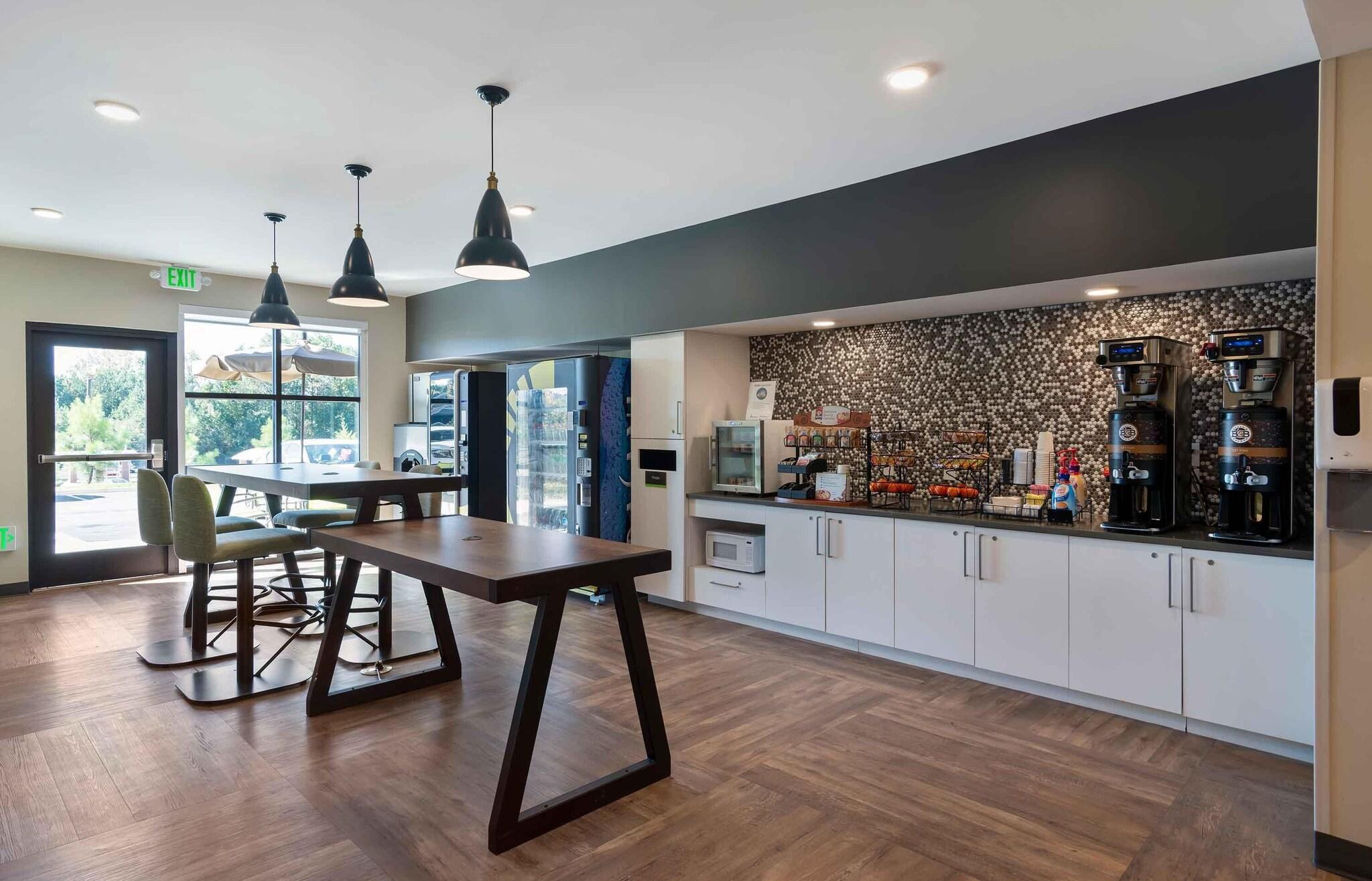Extended Stay America Premier Suites Atlanta Newna