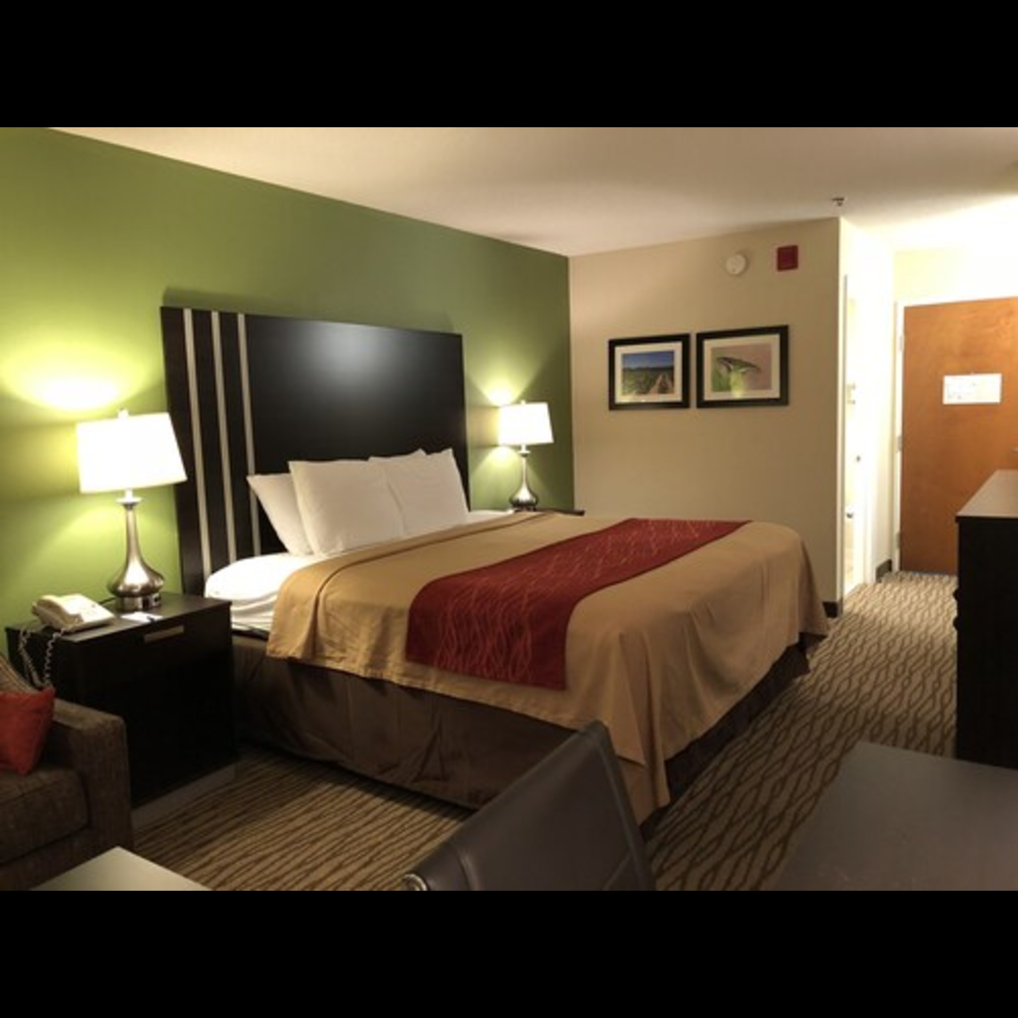 Suite, economy