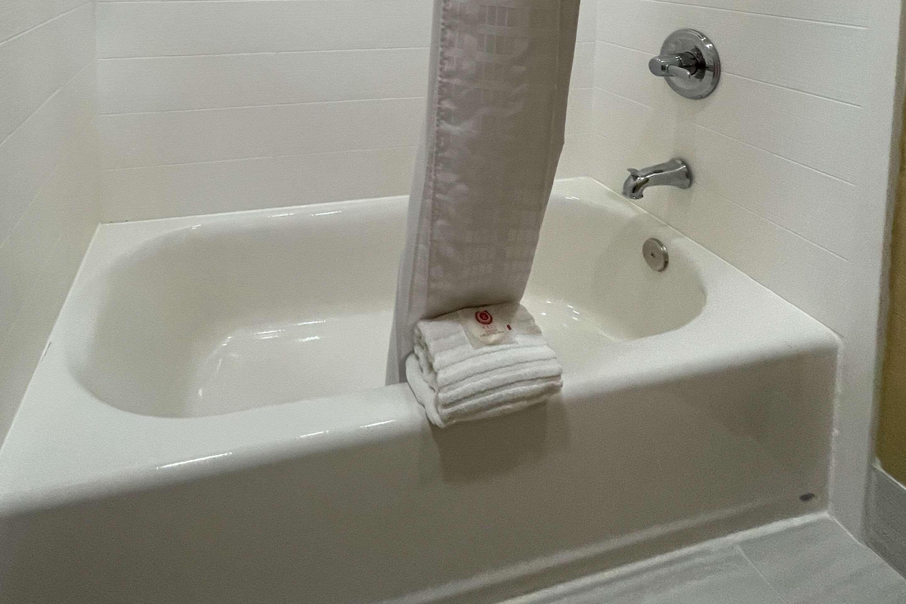 Comfort Suites Near Seaworld