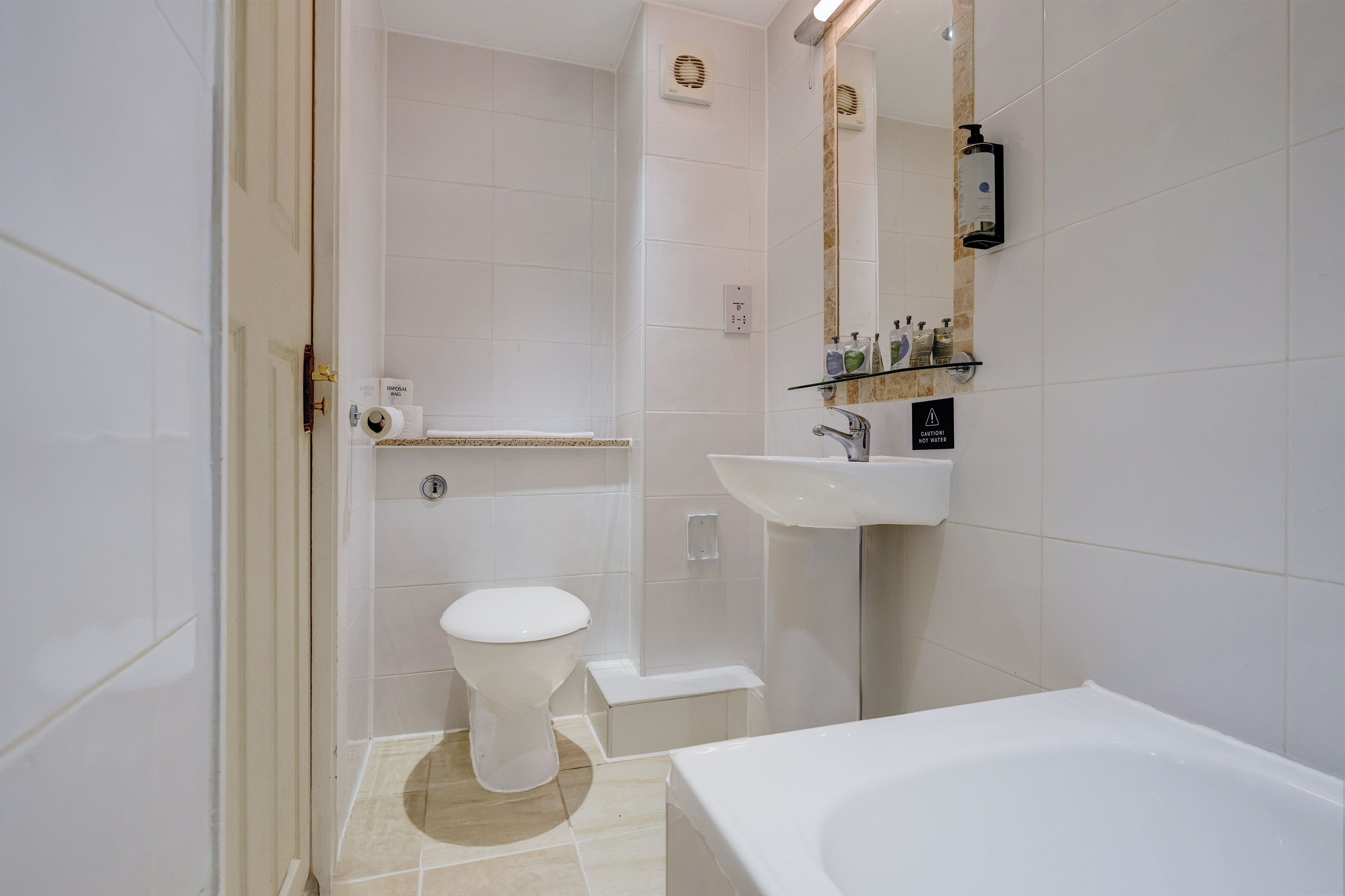 Liverpool Aigburth Hotel By Belvilla