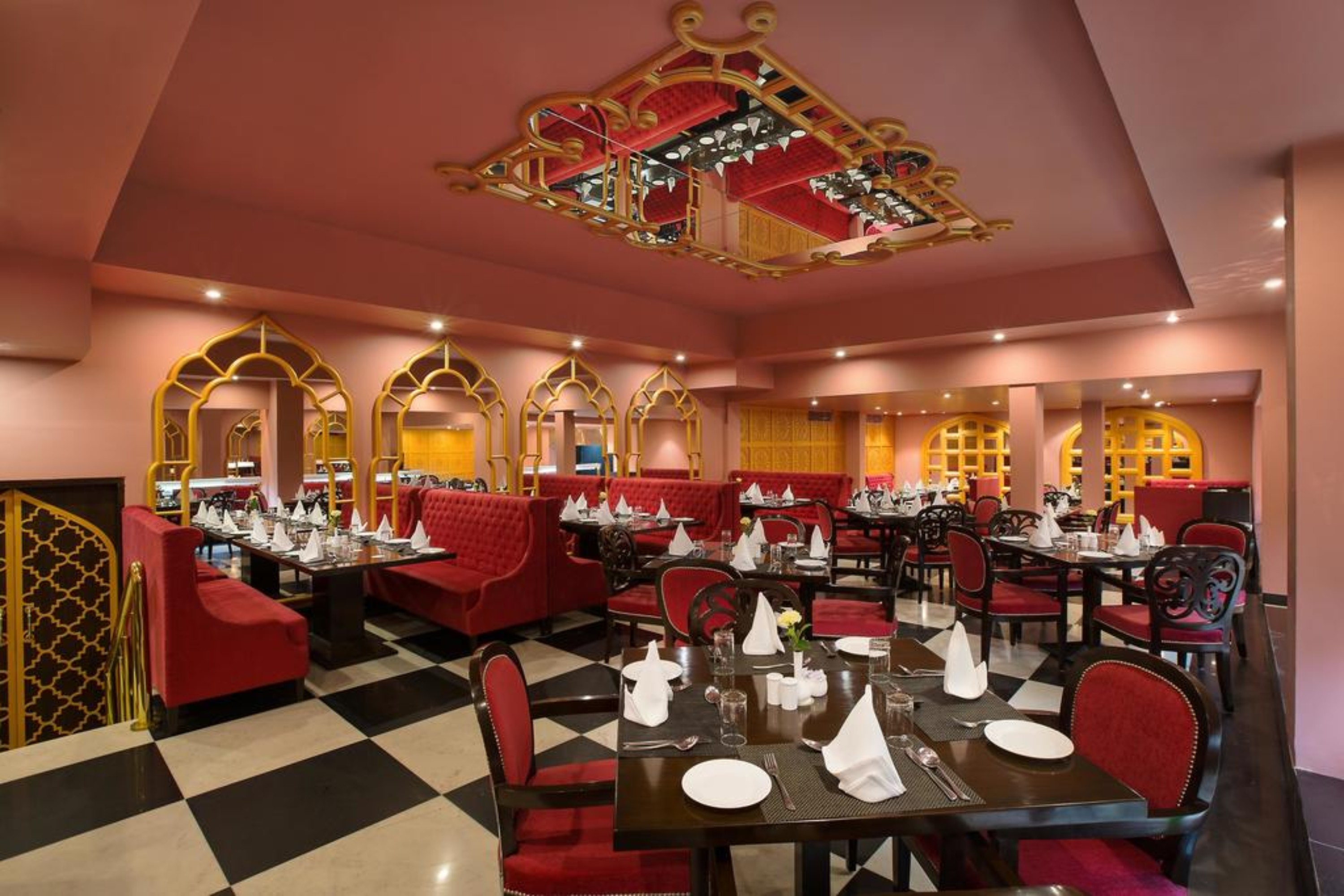Hotel Clarks Shiraz, Agra by null