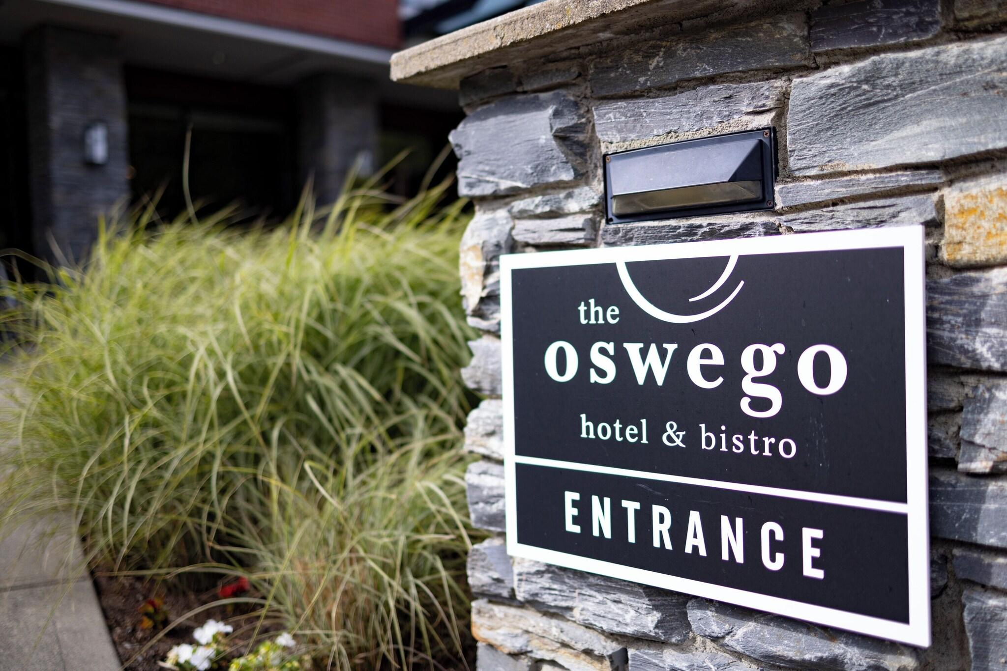 Oswego Hotel by null