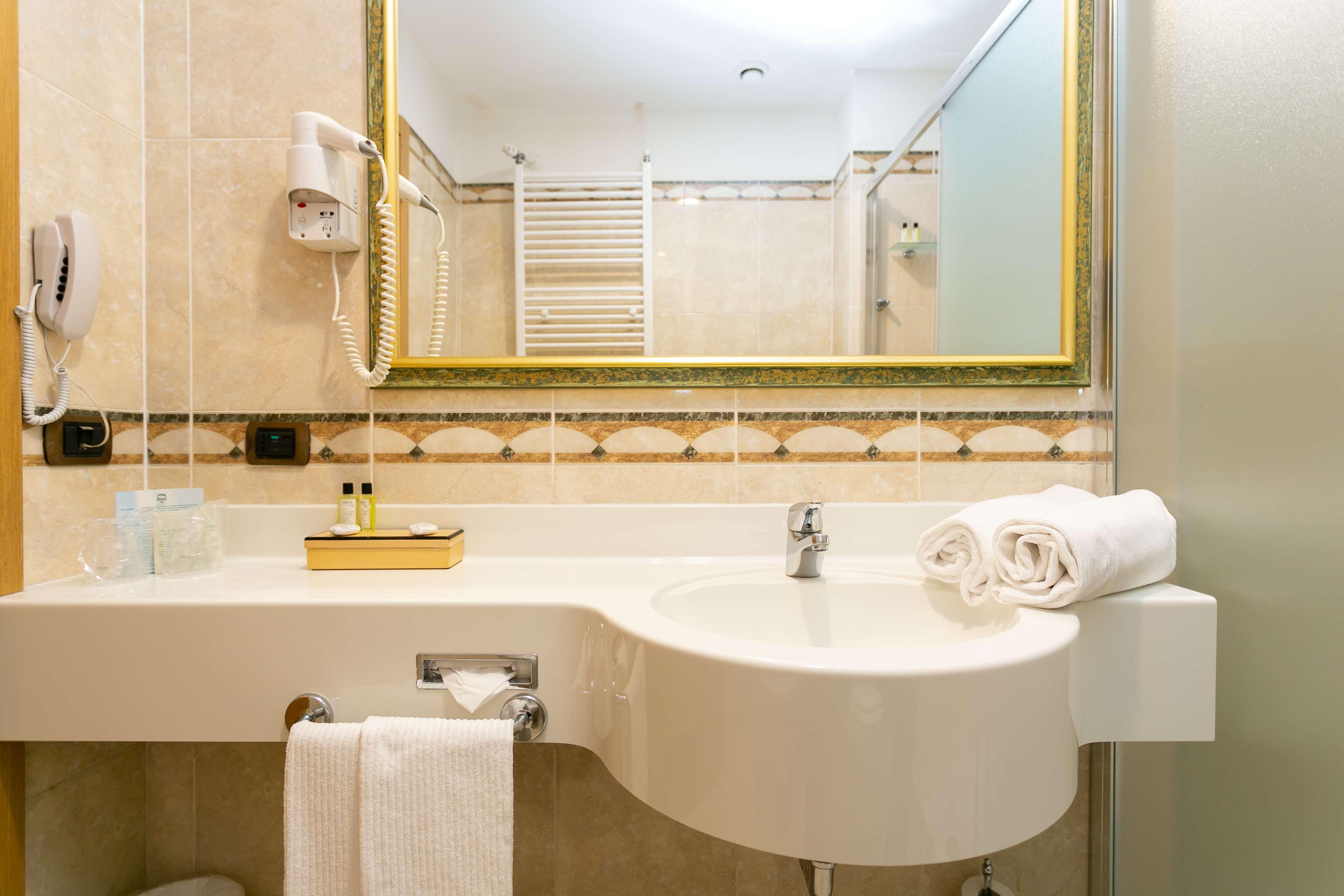 Hotel Mirage, Sure Hotel Collection by Best Wester - photo