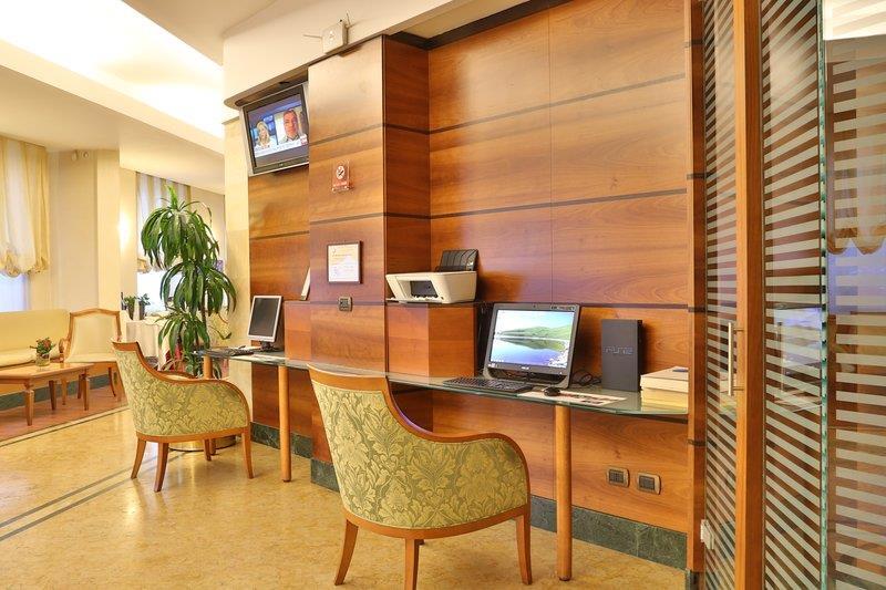 Hotel Mirage, Sure Hotel Collection by Best Wester - photo