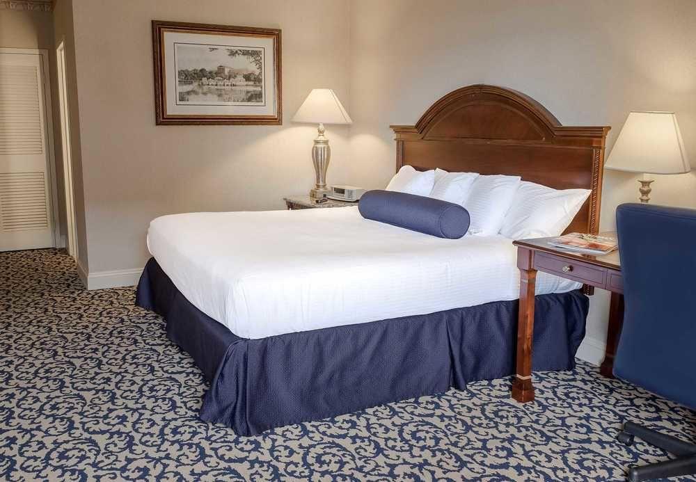 Renaissance Philadelphia Downtown Hotel by null