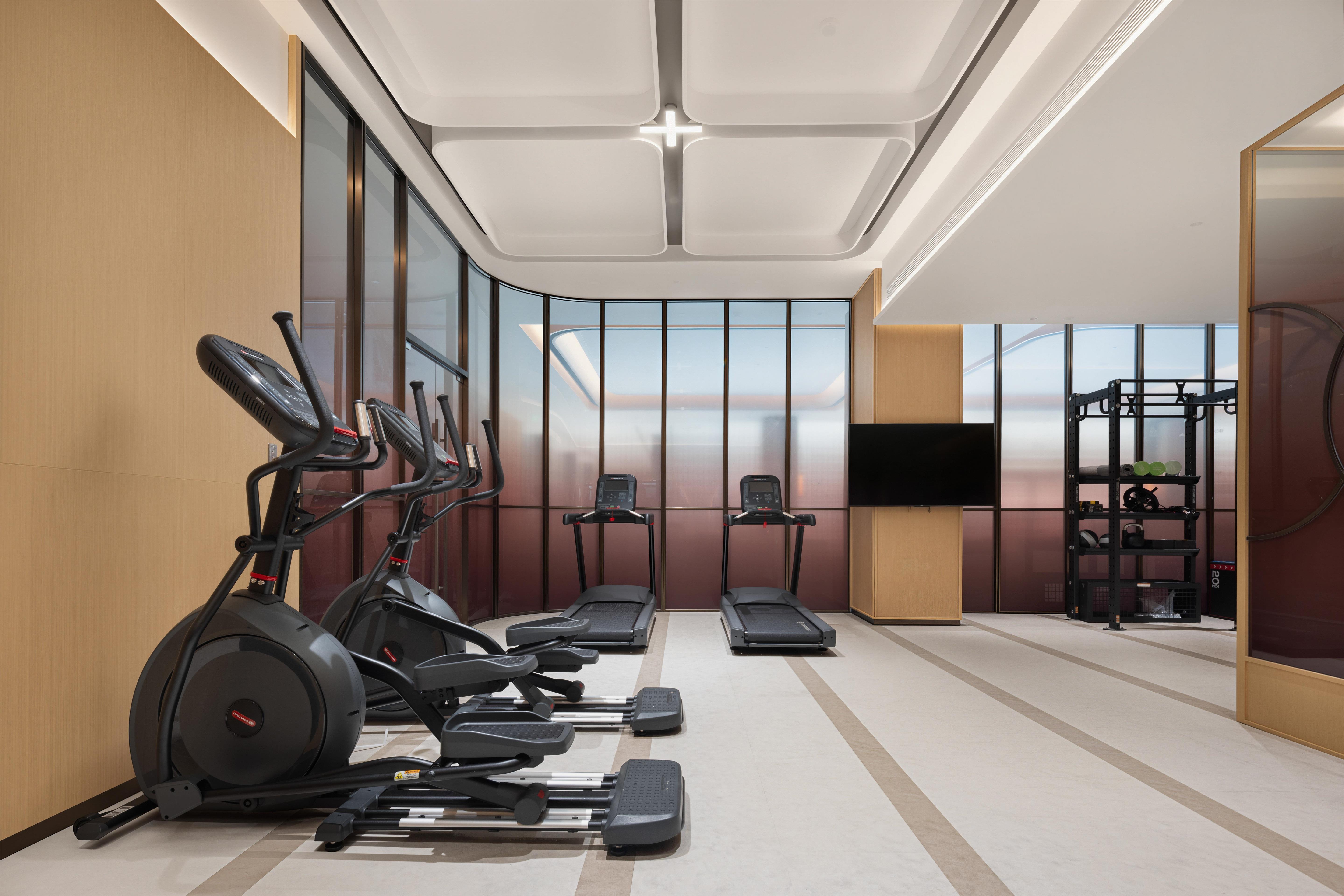 Sports and Entertainment 3, Hilton Garden Inn Chengdu Shuangliu International, Chengdu
