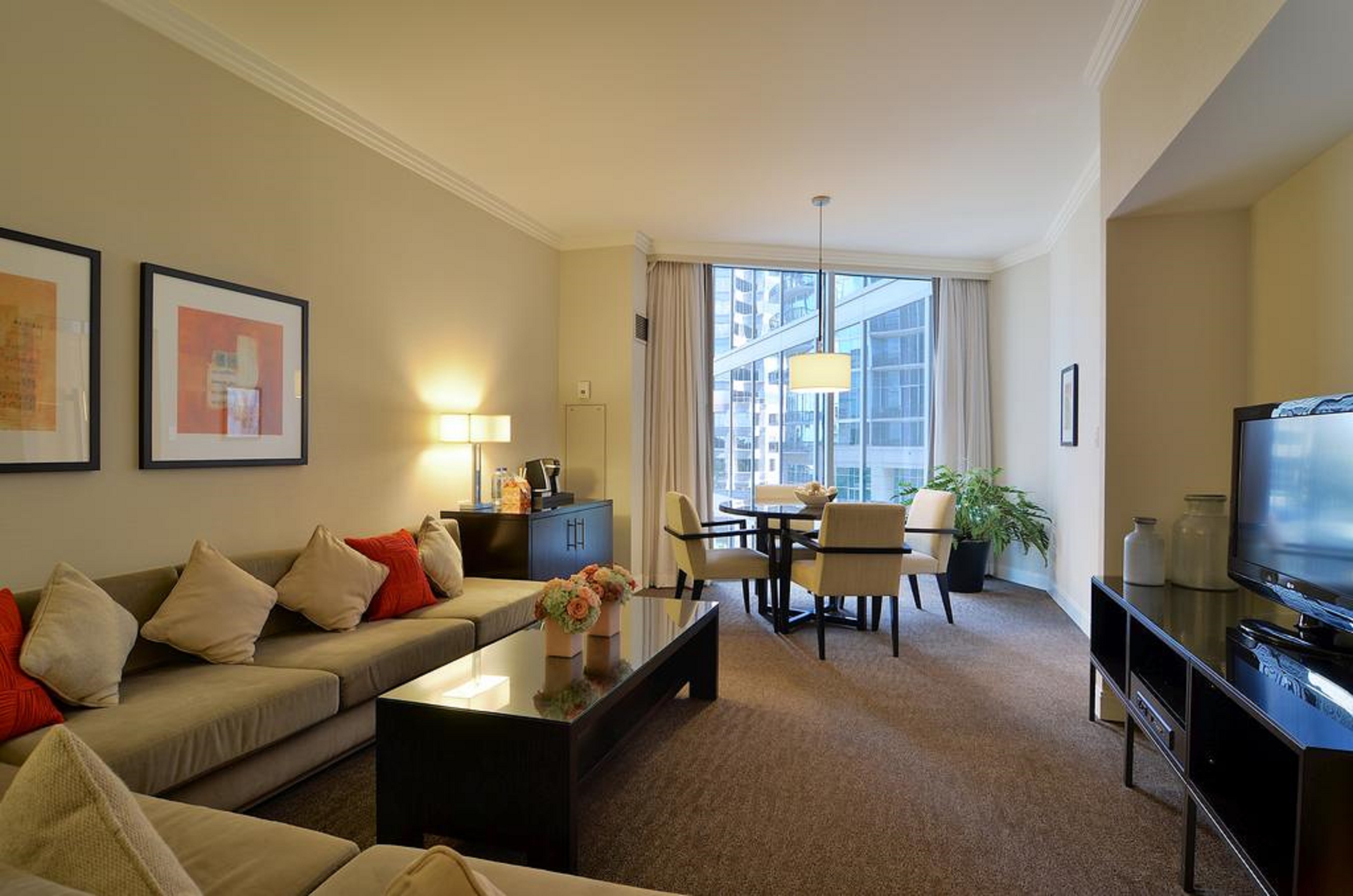 Loews Atlanta Hotel by null