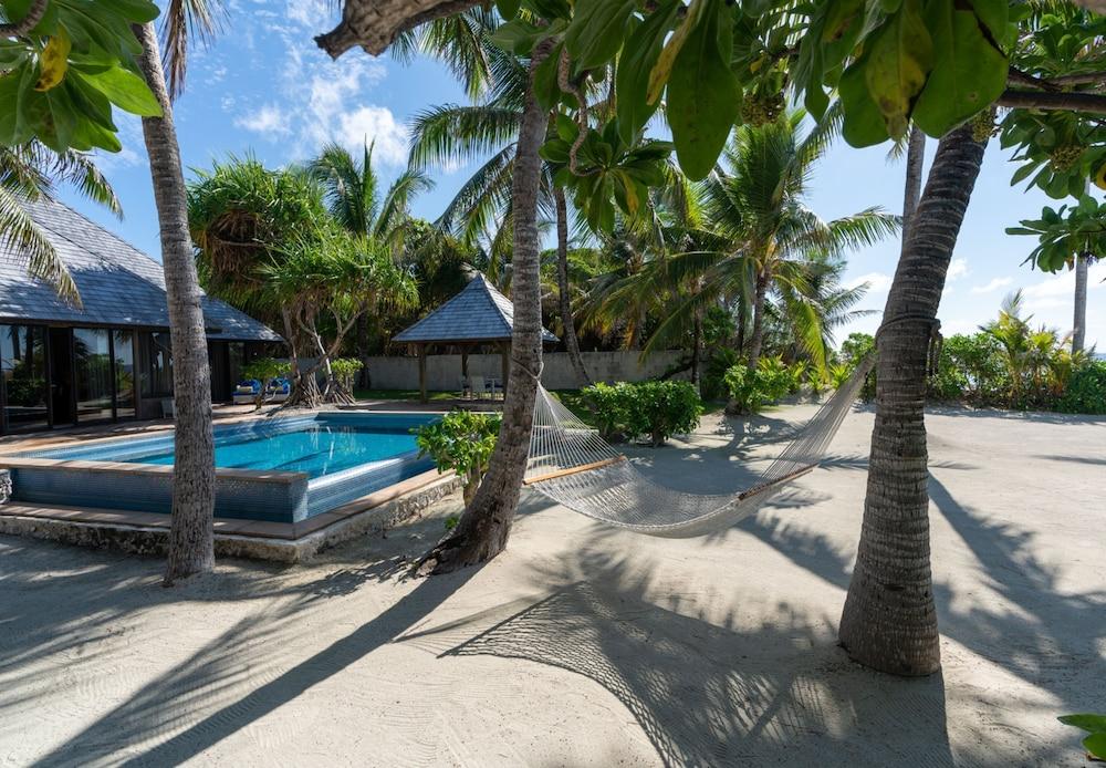 The St. Regis Bora Bora Resort by null