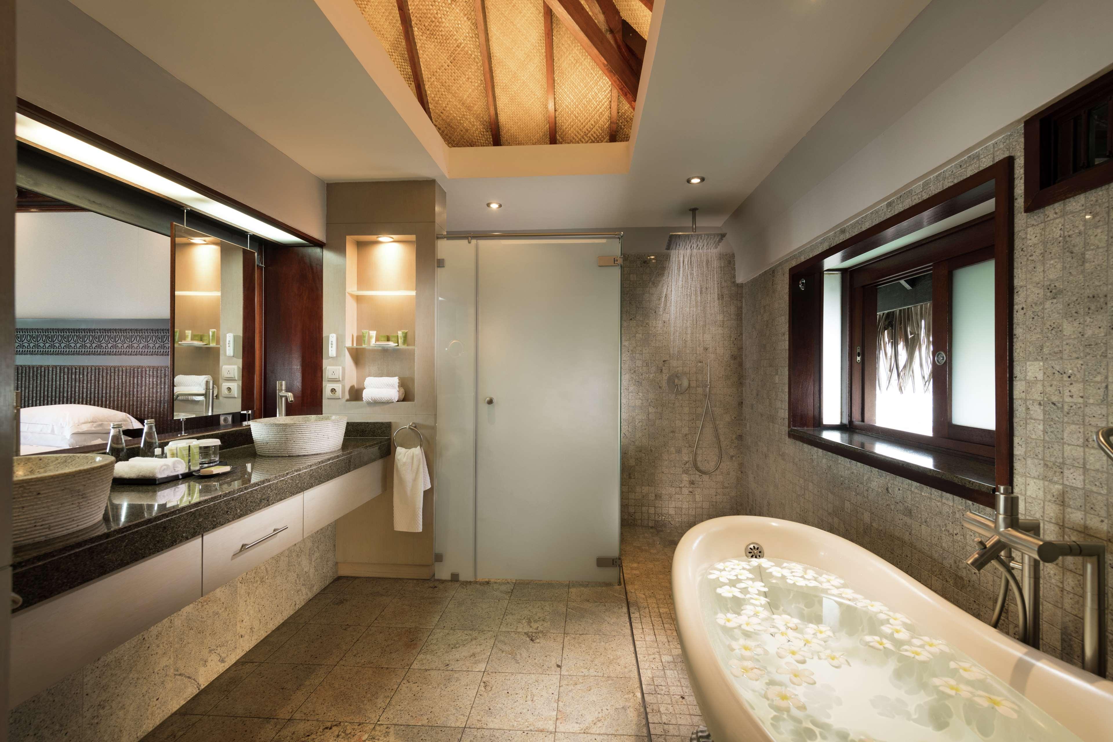 Hilton Moorea Lagoon Resort & Spa
