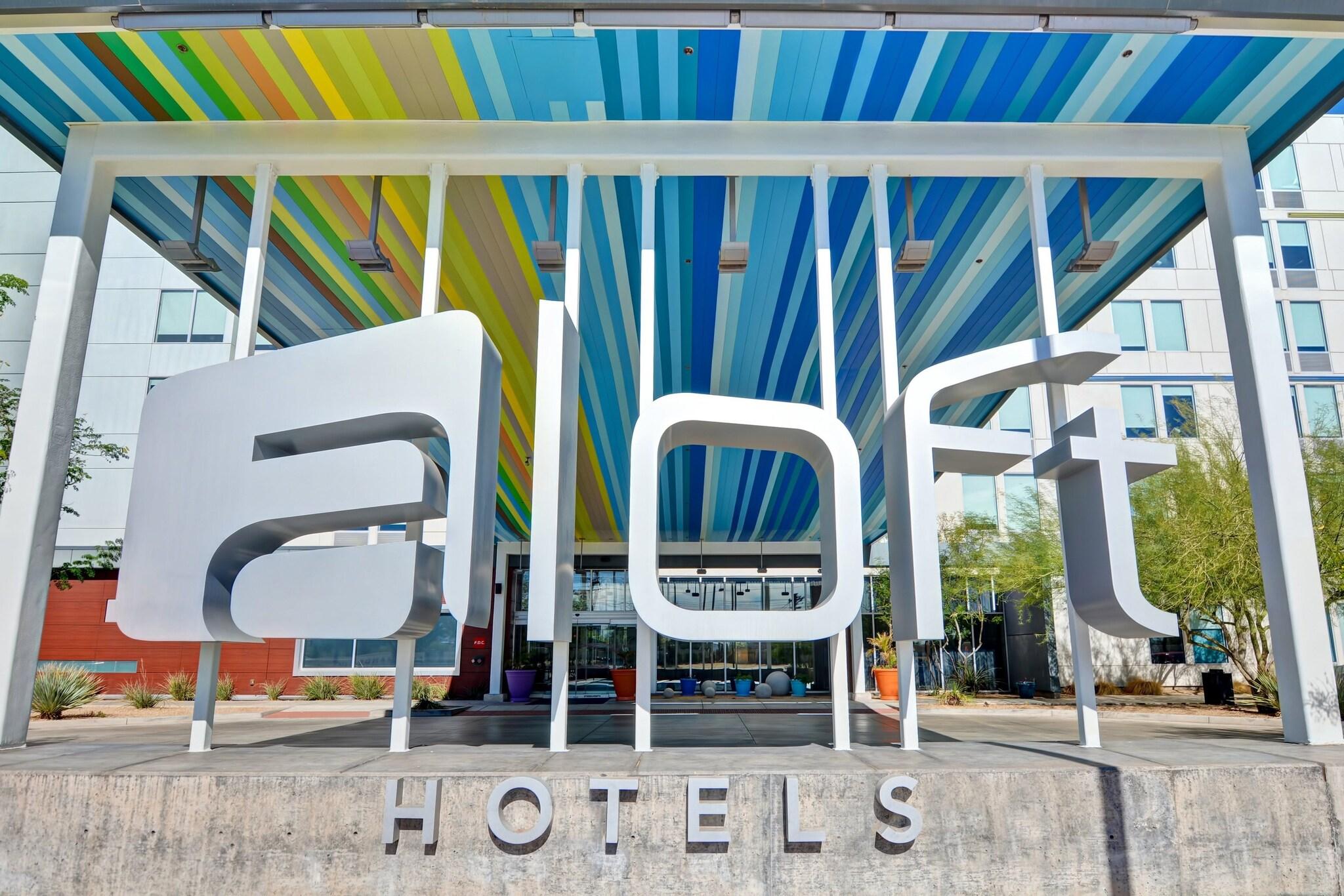 Aloft Phoenix-Airport by null