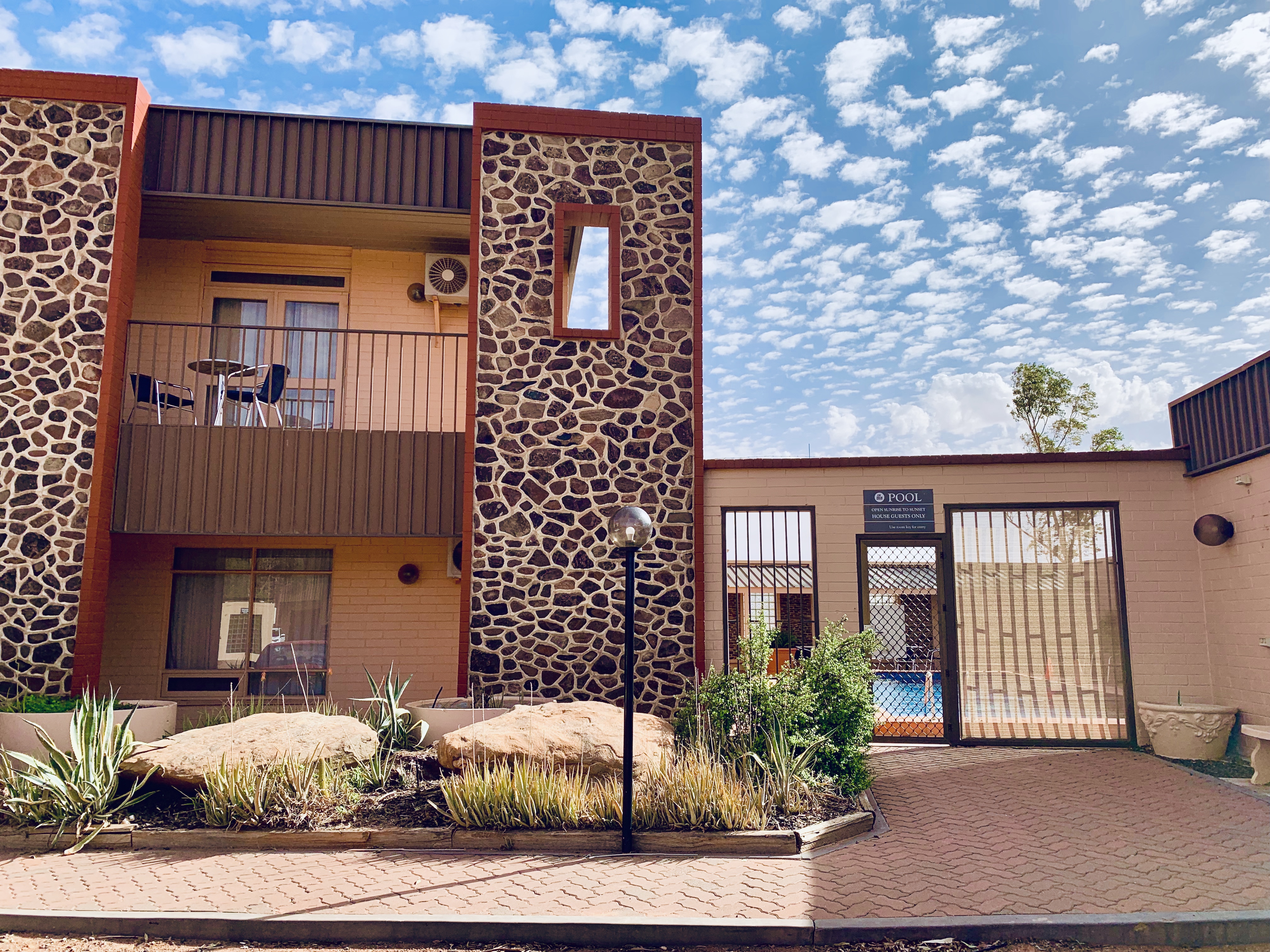 Desert Cave Hotel by null