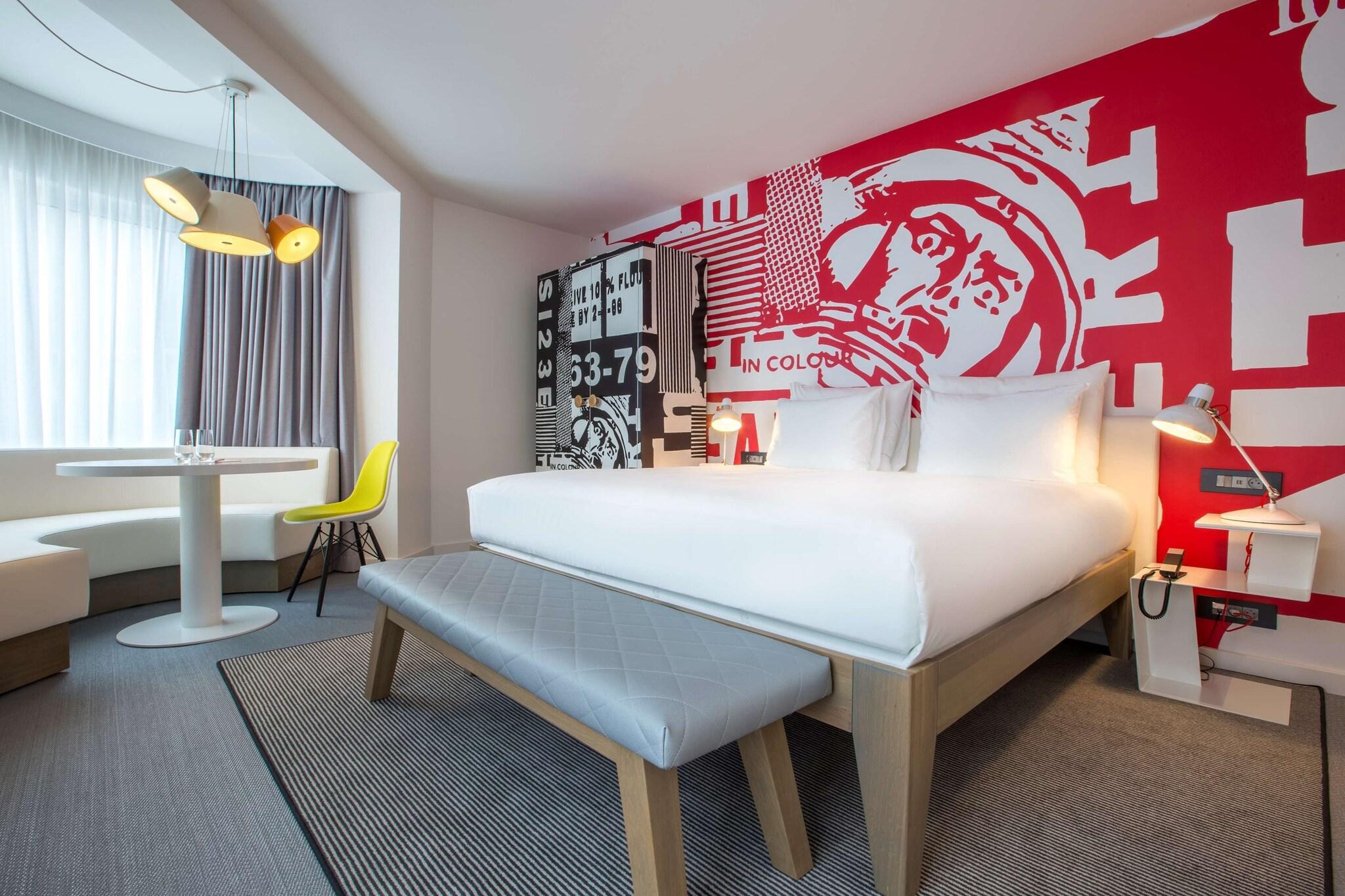 Radisson RED Brussels