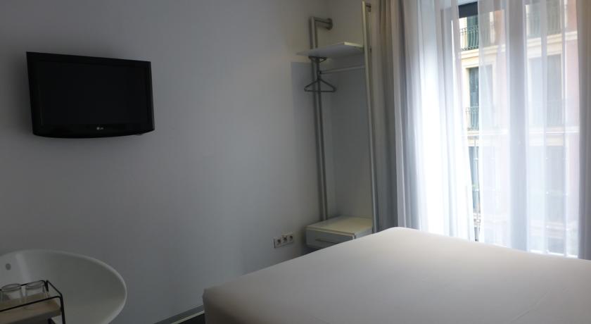 Hotel Mayerling Madrid - WEB OFICIAL by null