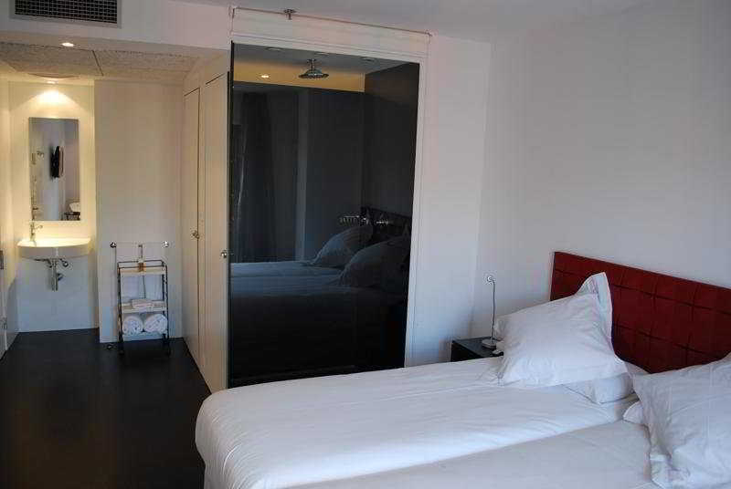 Hotel Mayerling Madrid - WEB OFICIAL by null