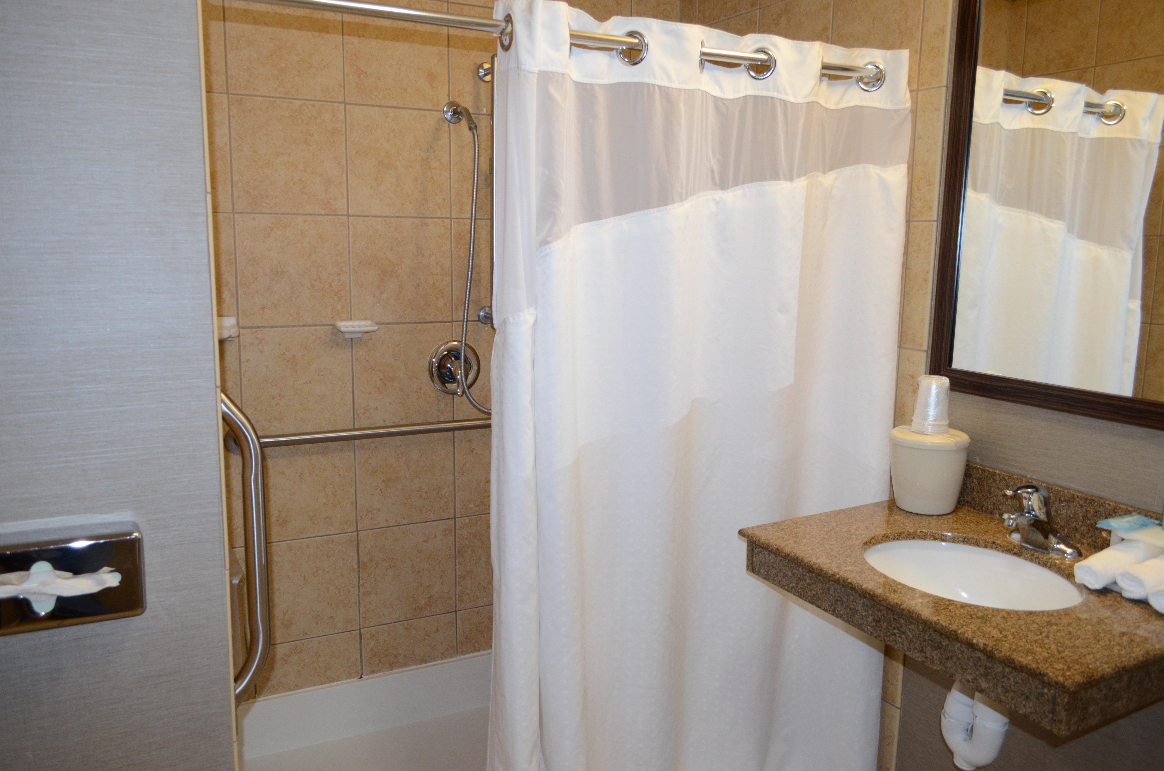 Holiday Inn Express & Suites Barstow-Outlet Center
