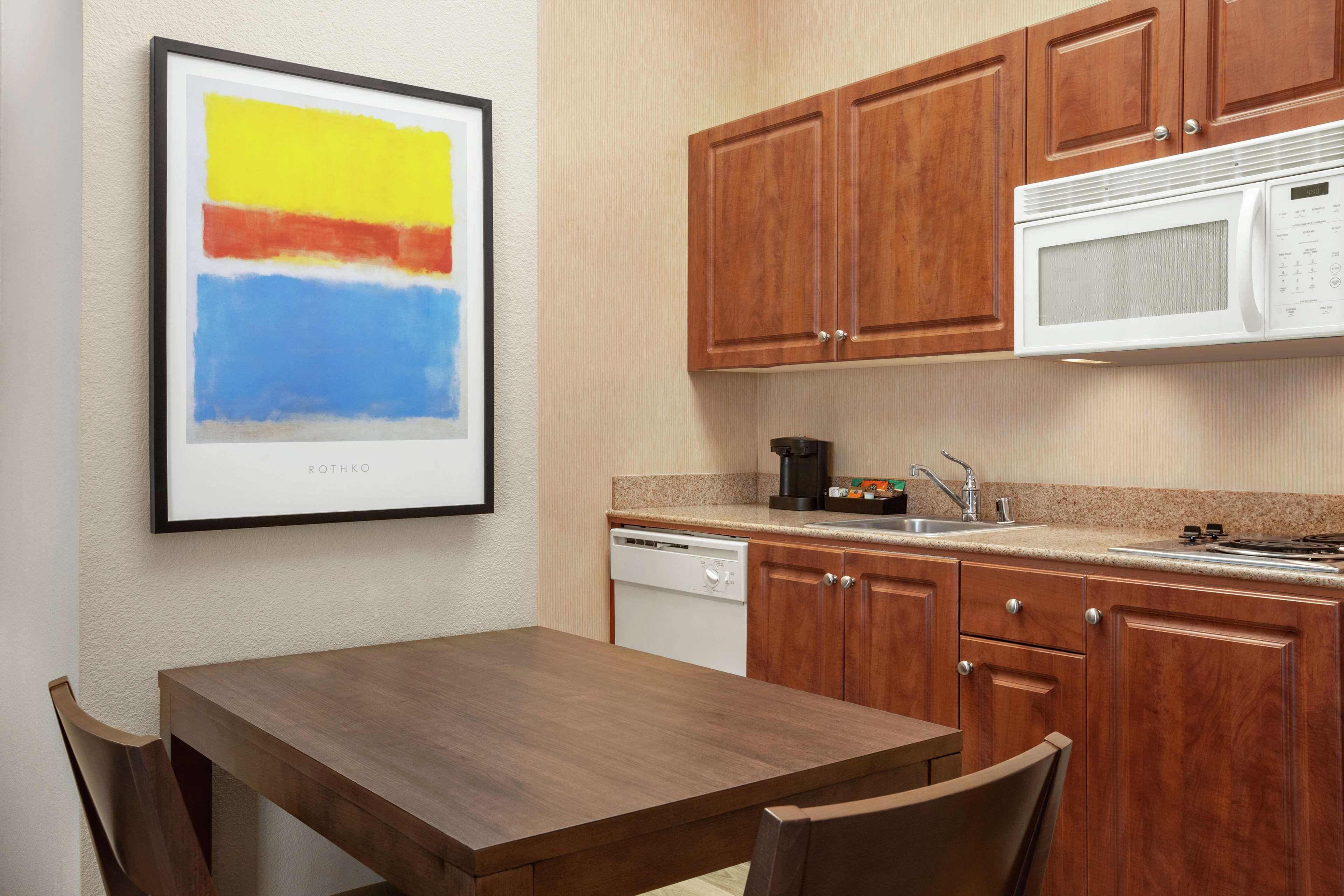 Homewood Suites Oakland Waterfront
