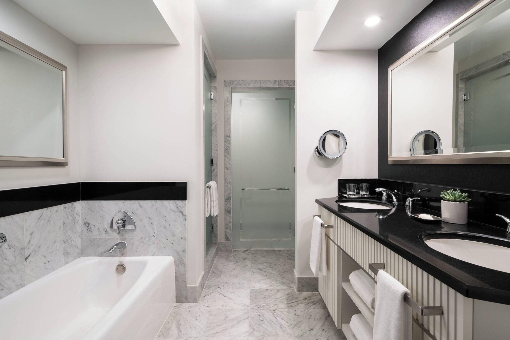 The Ritz-Carlton, South Beach by null