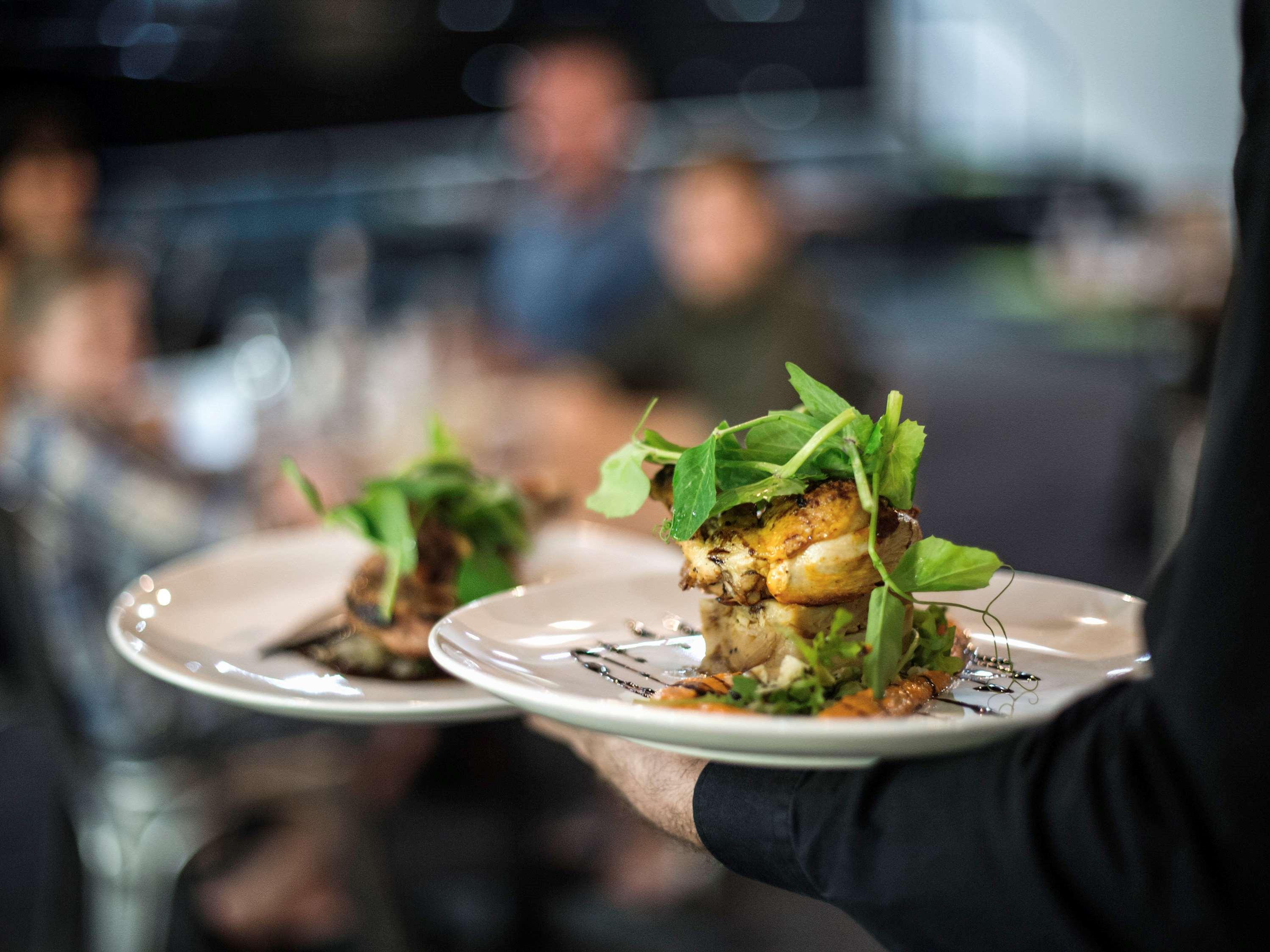 Mercure Kakadu Crocodile Hotel by null