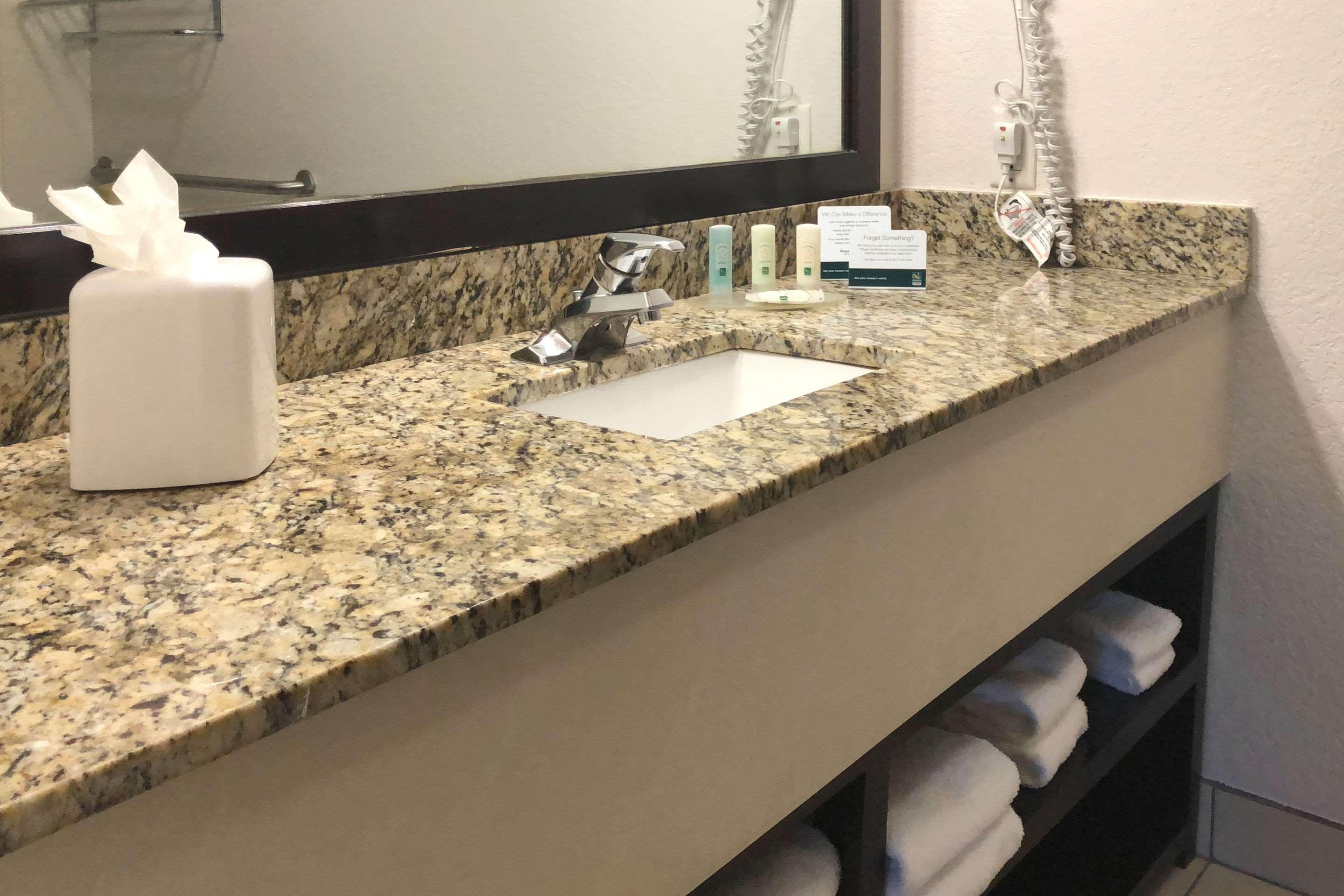 Quality Inn & Suites Denver International Airport