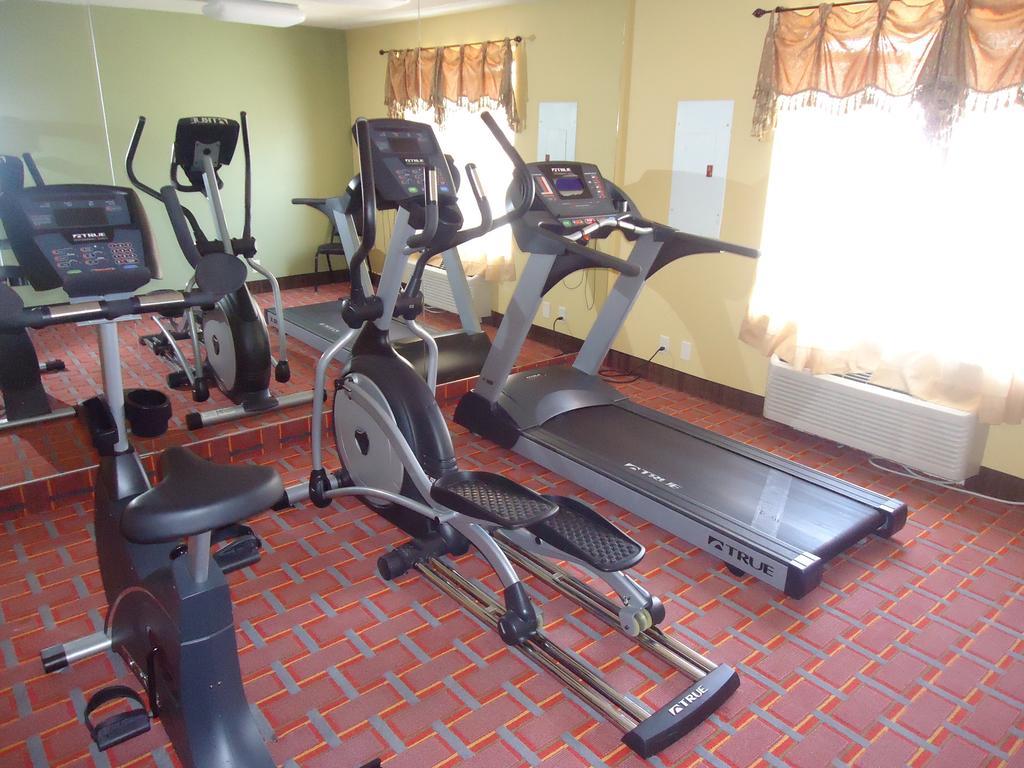 TownHouse Extended Stay Hotel Downtown by null