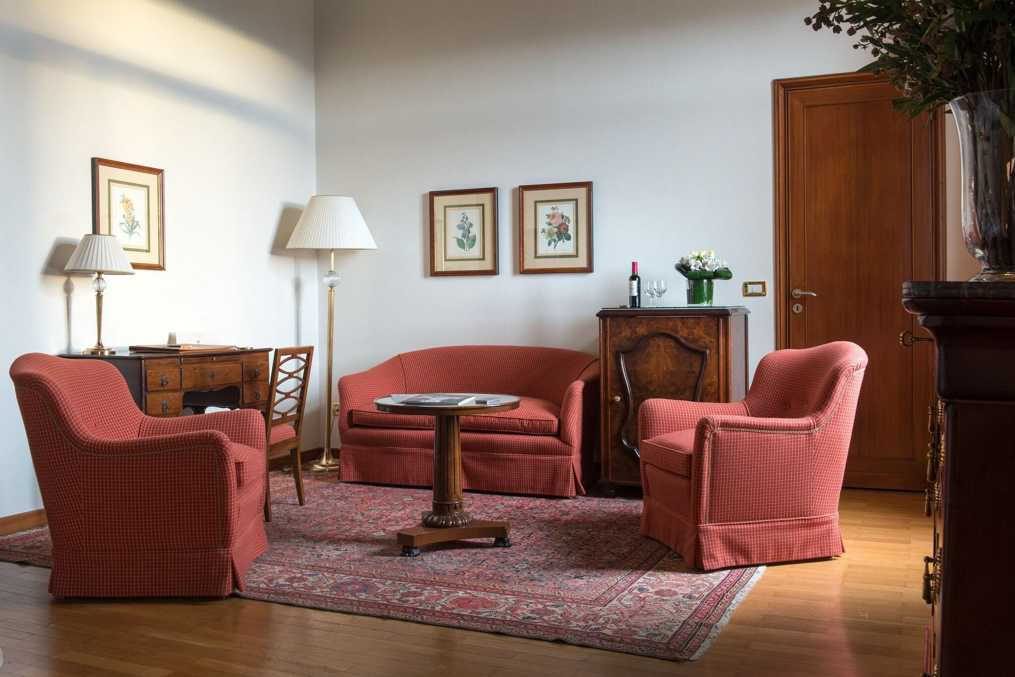 Hotel Villa Cipriani by null