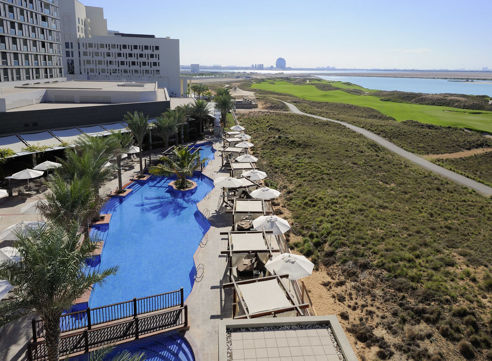 Radisson Blu Hotel, Abu Dhabi Yas Island image