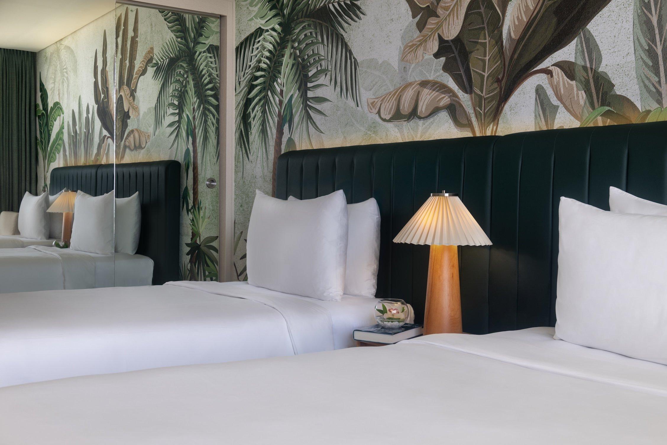 Yas Plaza Mangroves by IHG