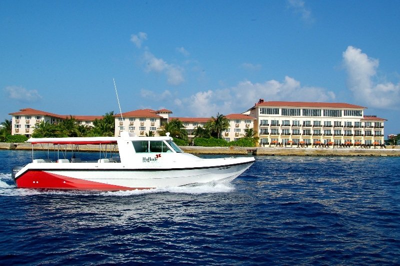 Hulhule Island Hotel by null
