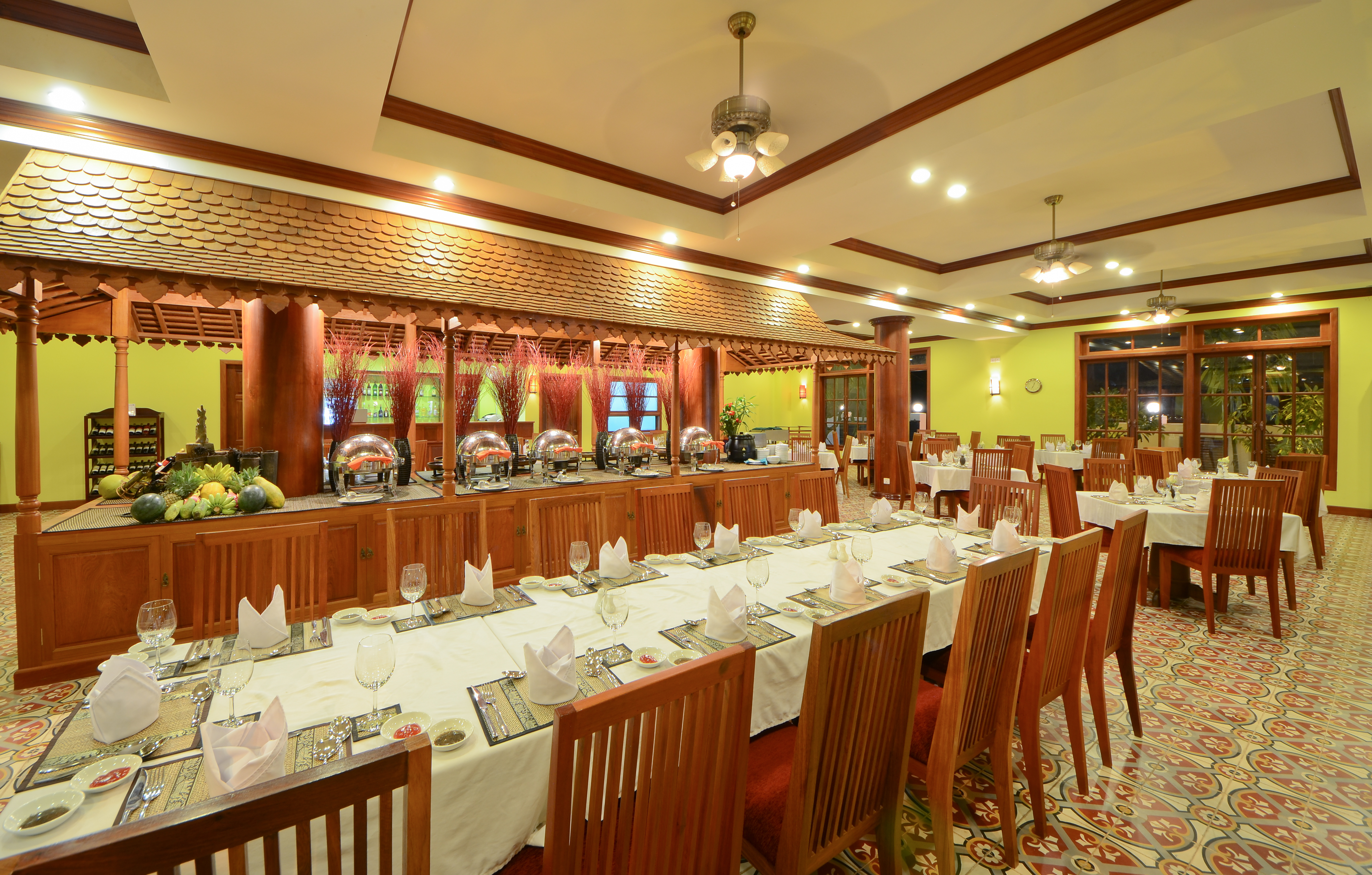 Royal Crown Hotel and Spa