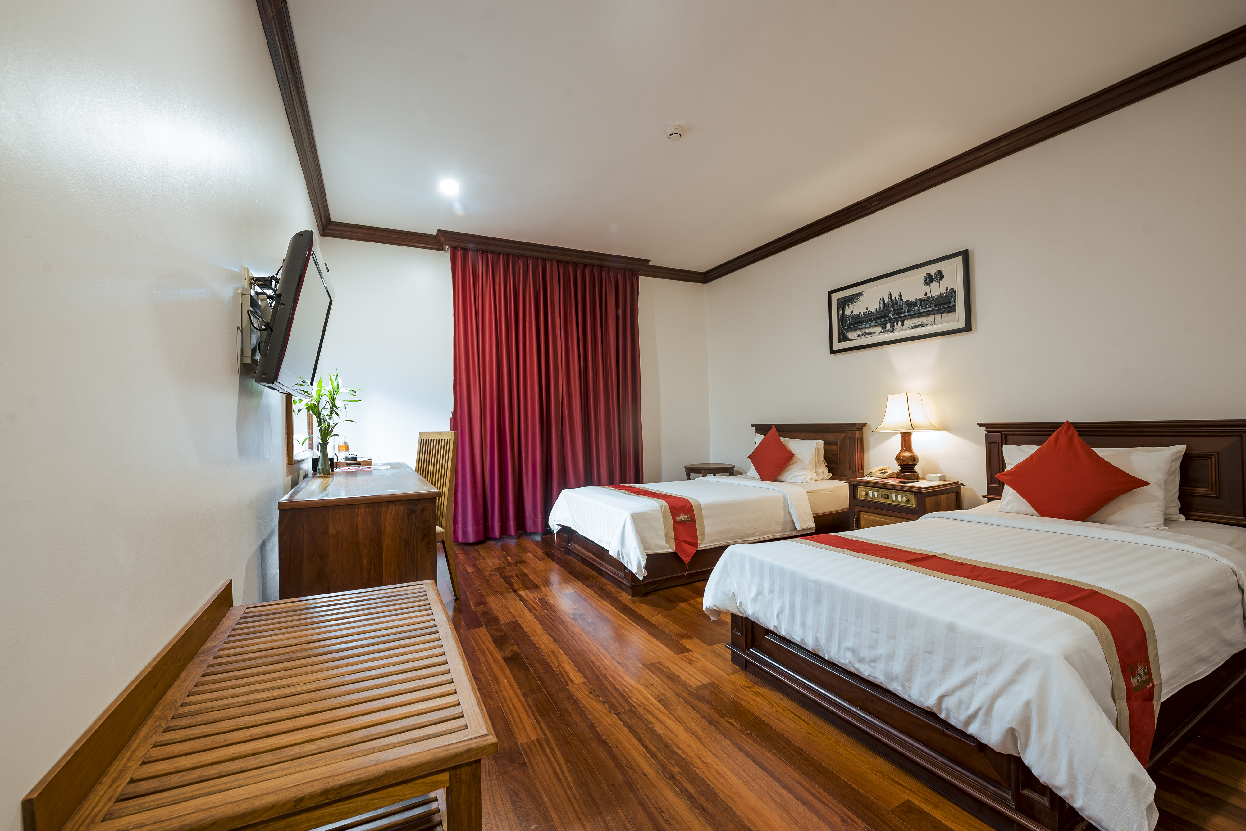 Royal Crown Hotel and Spa by null