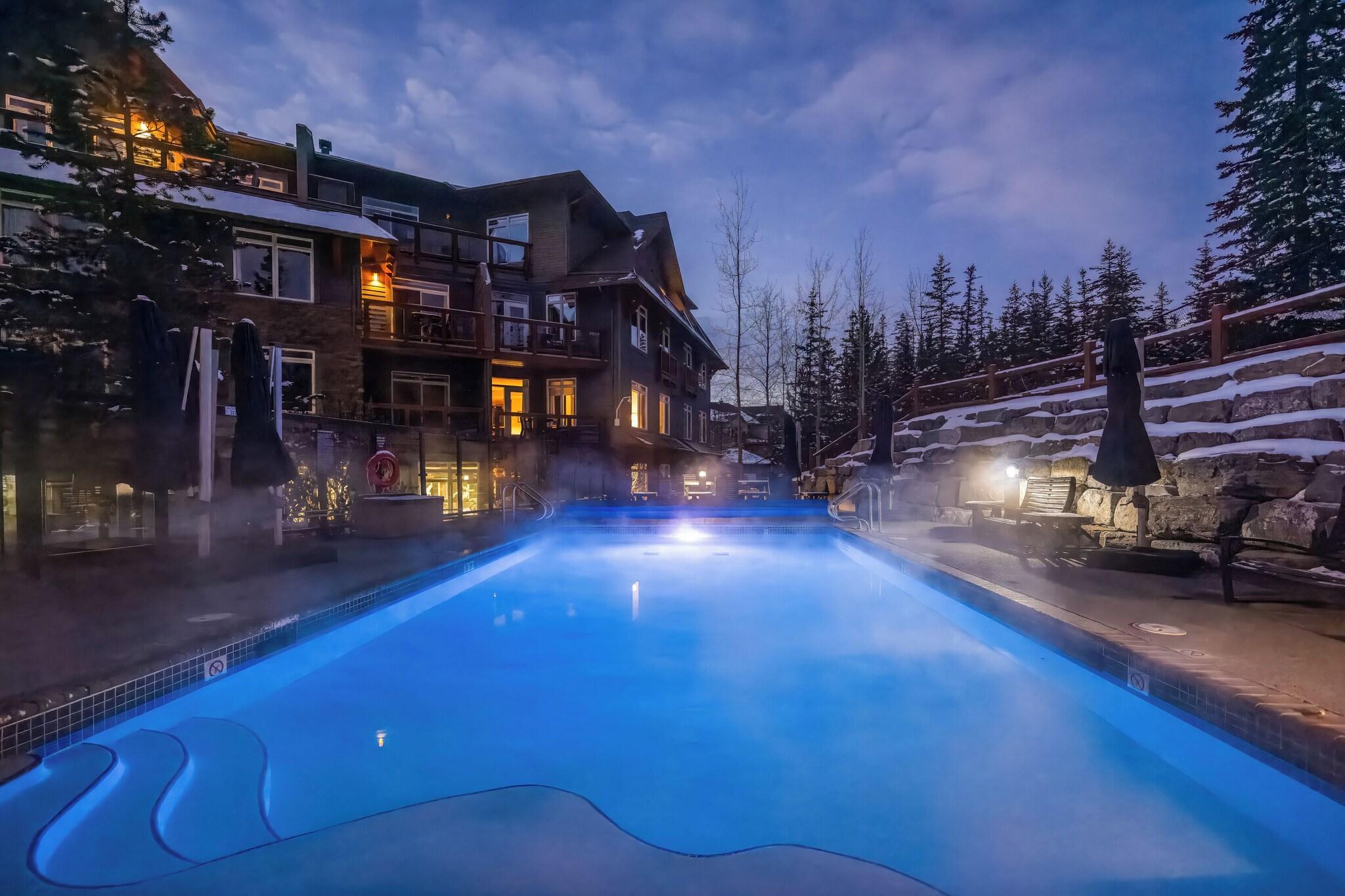 Blackstone Mountain Lodge by CLIQUE by null