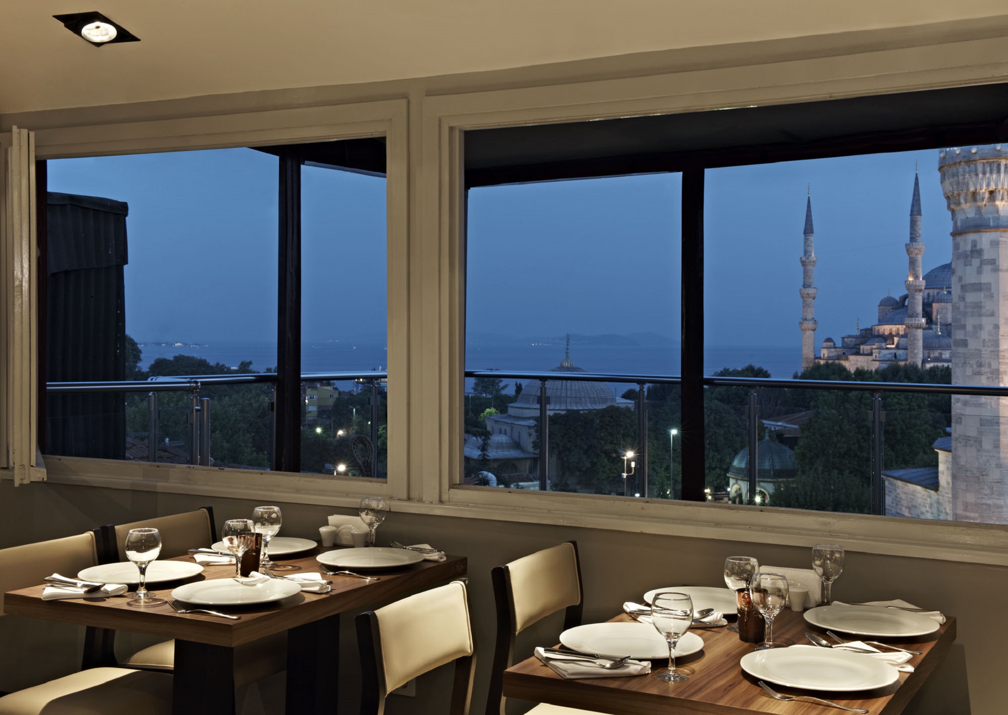 Lapis Inn Hotel & Spa - Poză