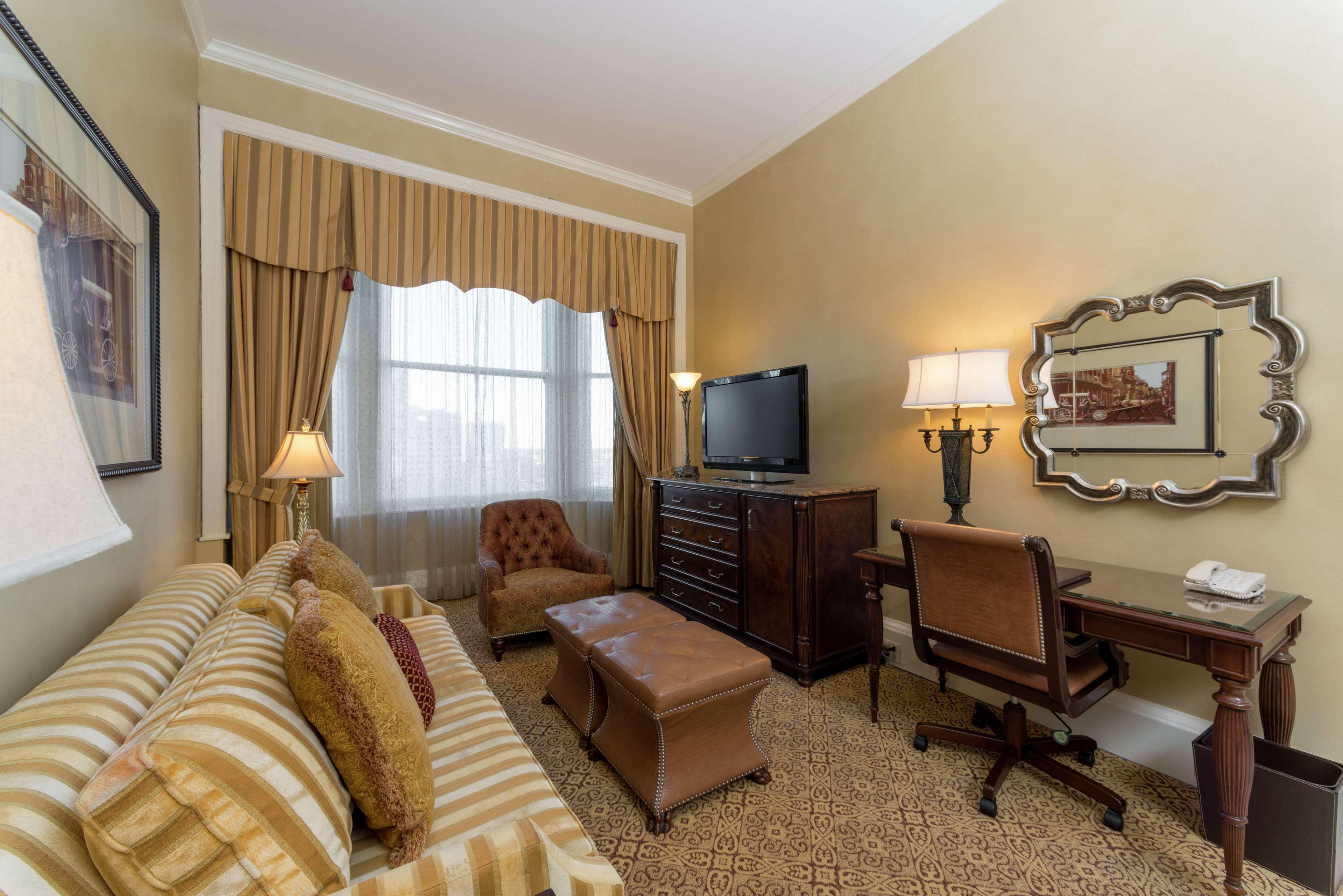 The Roosevelt New Orleans, A Waldorf Astoria Hotel by null