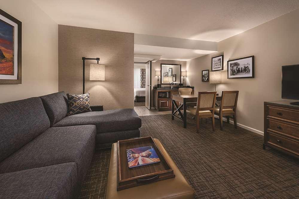 Embassy Suites by Hilton Scottsdale Resort