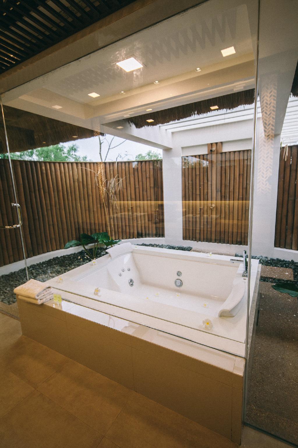 Eskaya Resort