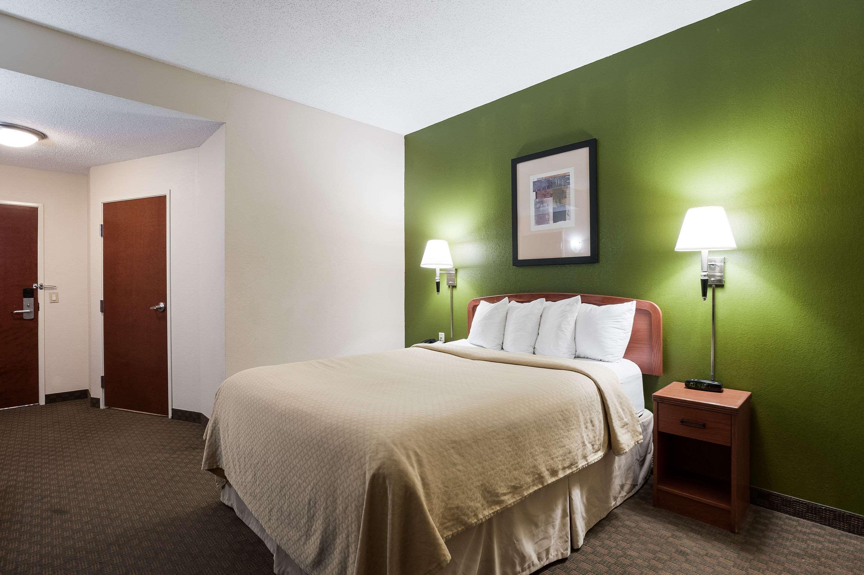 Quality Inn & Suites Lake Charles