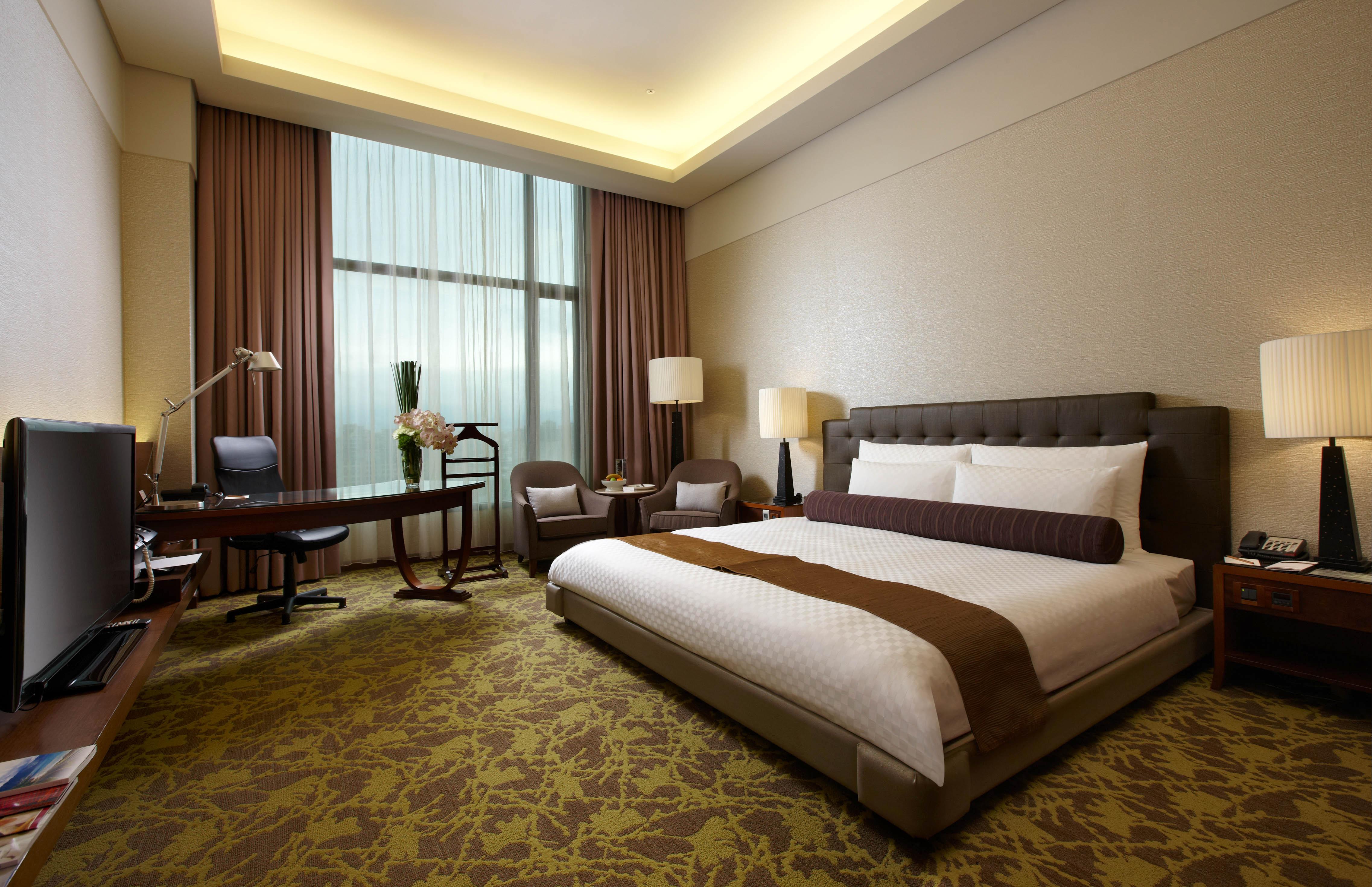 Miramar Garden Taipei Hotel