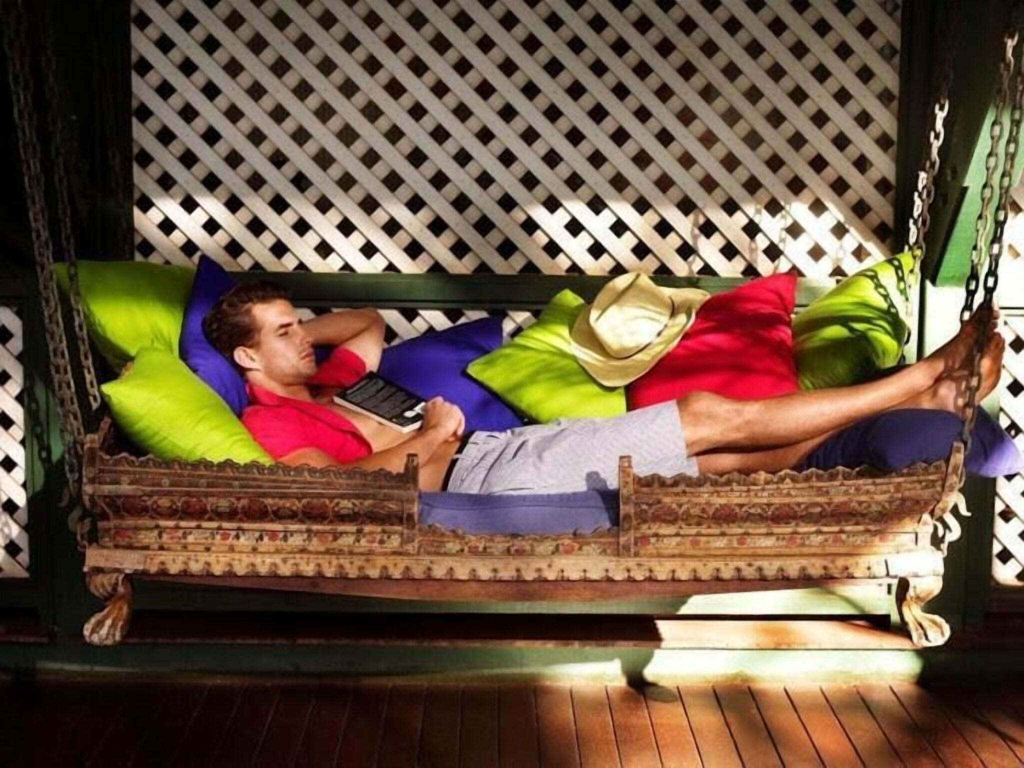 Pinctada McAlpine House by null