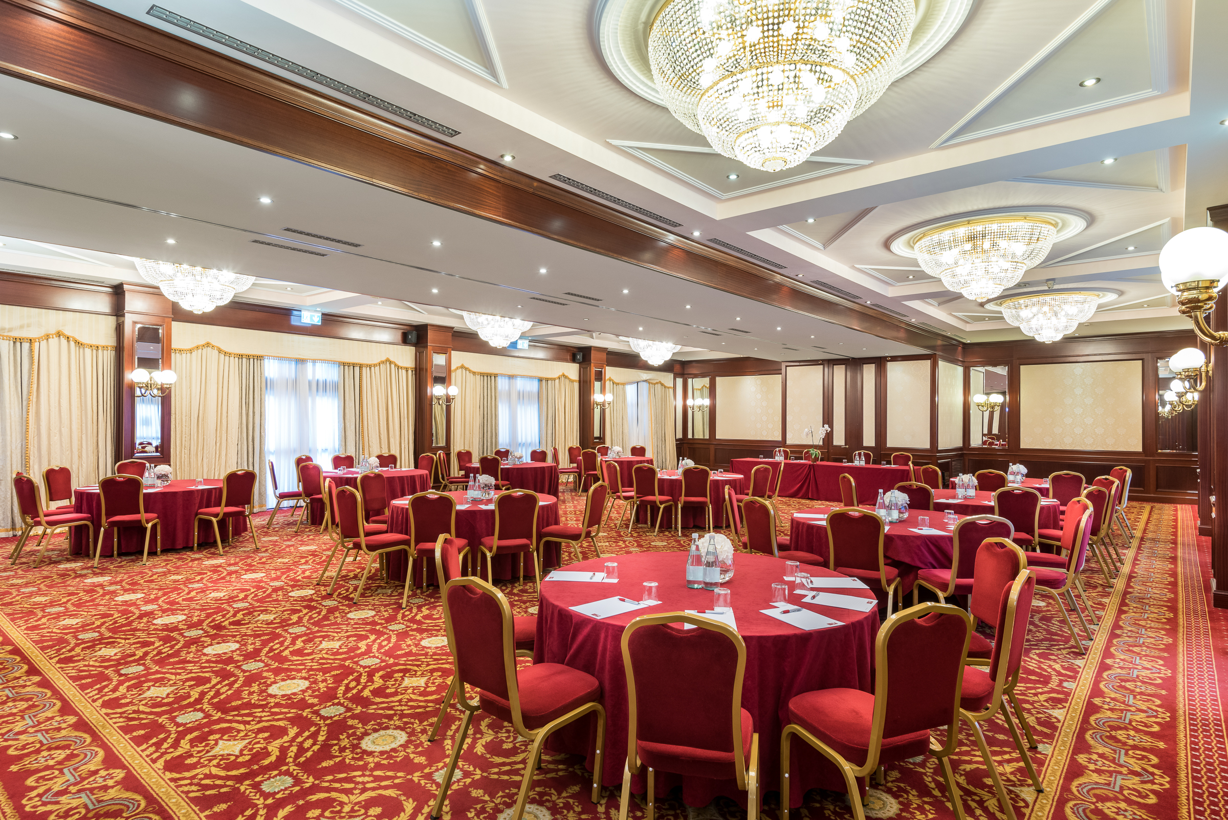 Leonardo Hotel Milan City Center - photo