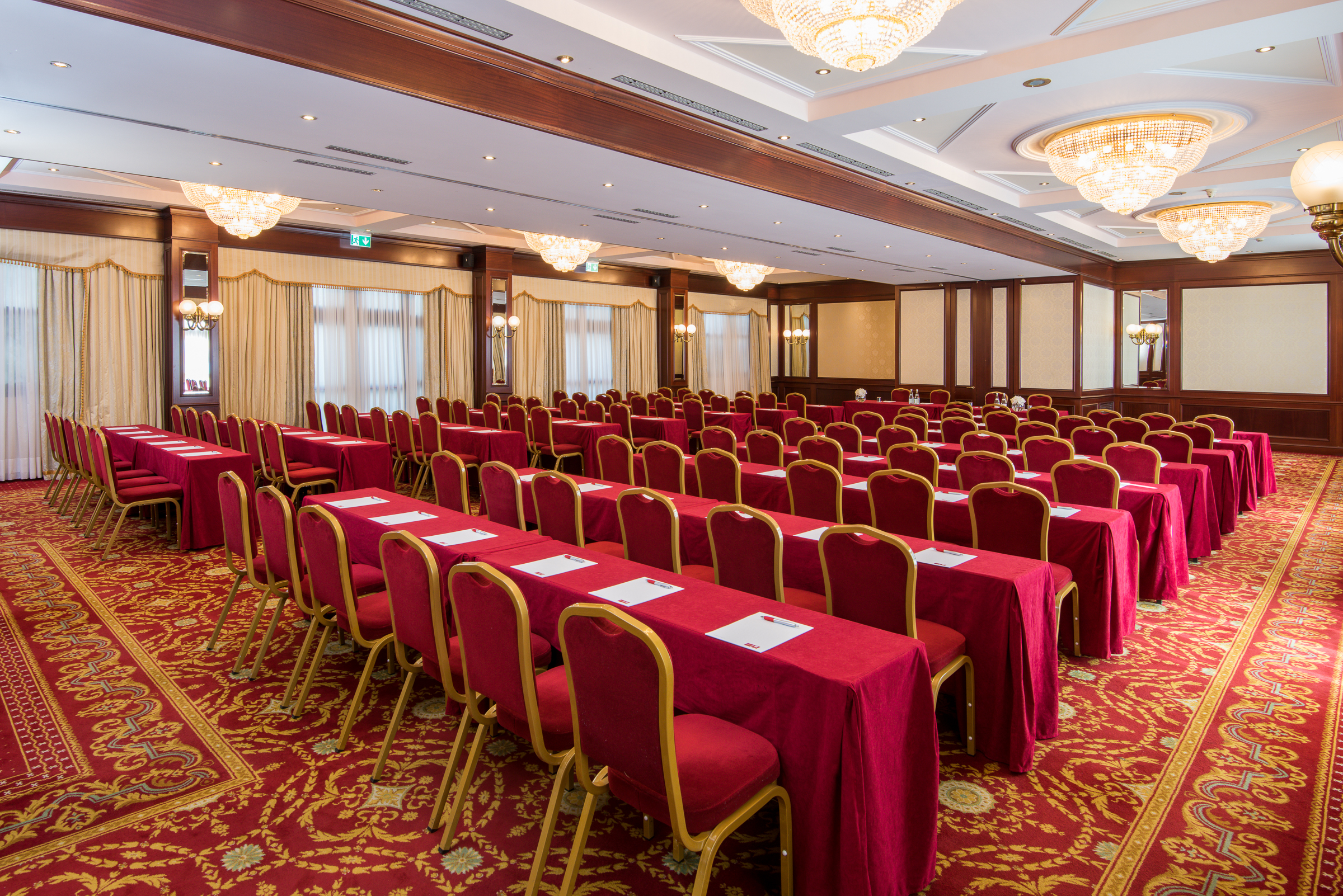 Leonardo Hotel Milan City Center - photo