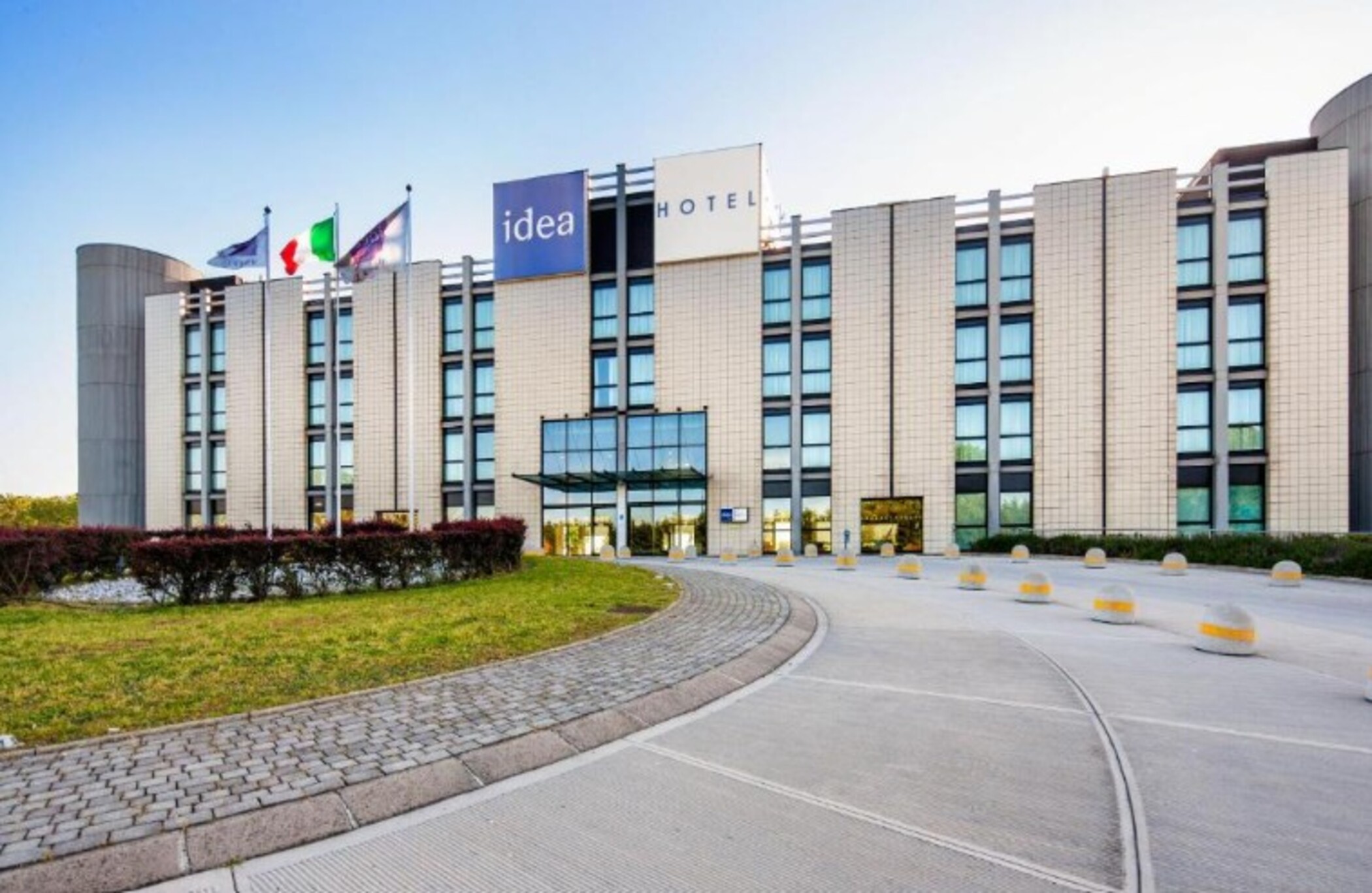 Idea Hotel Milano San Siro - photo