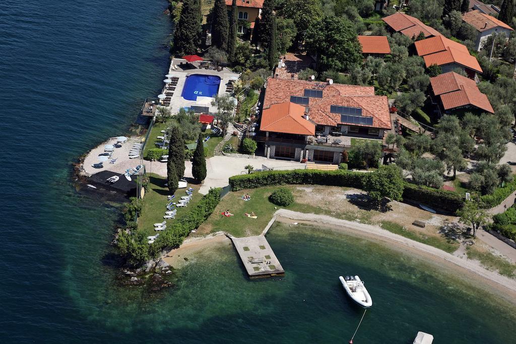Sailing Center