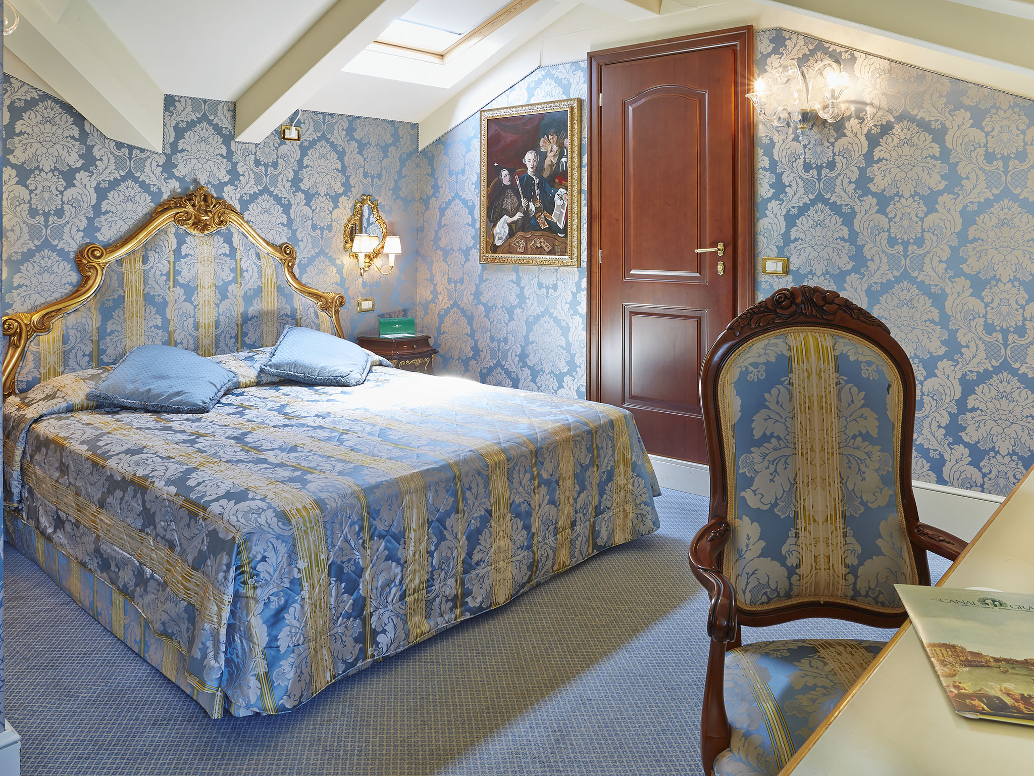 Canal Grande Hotel by null