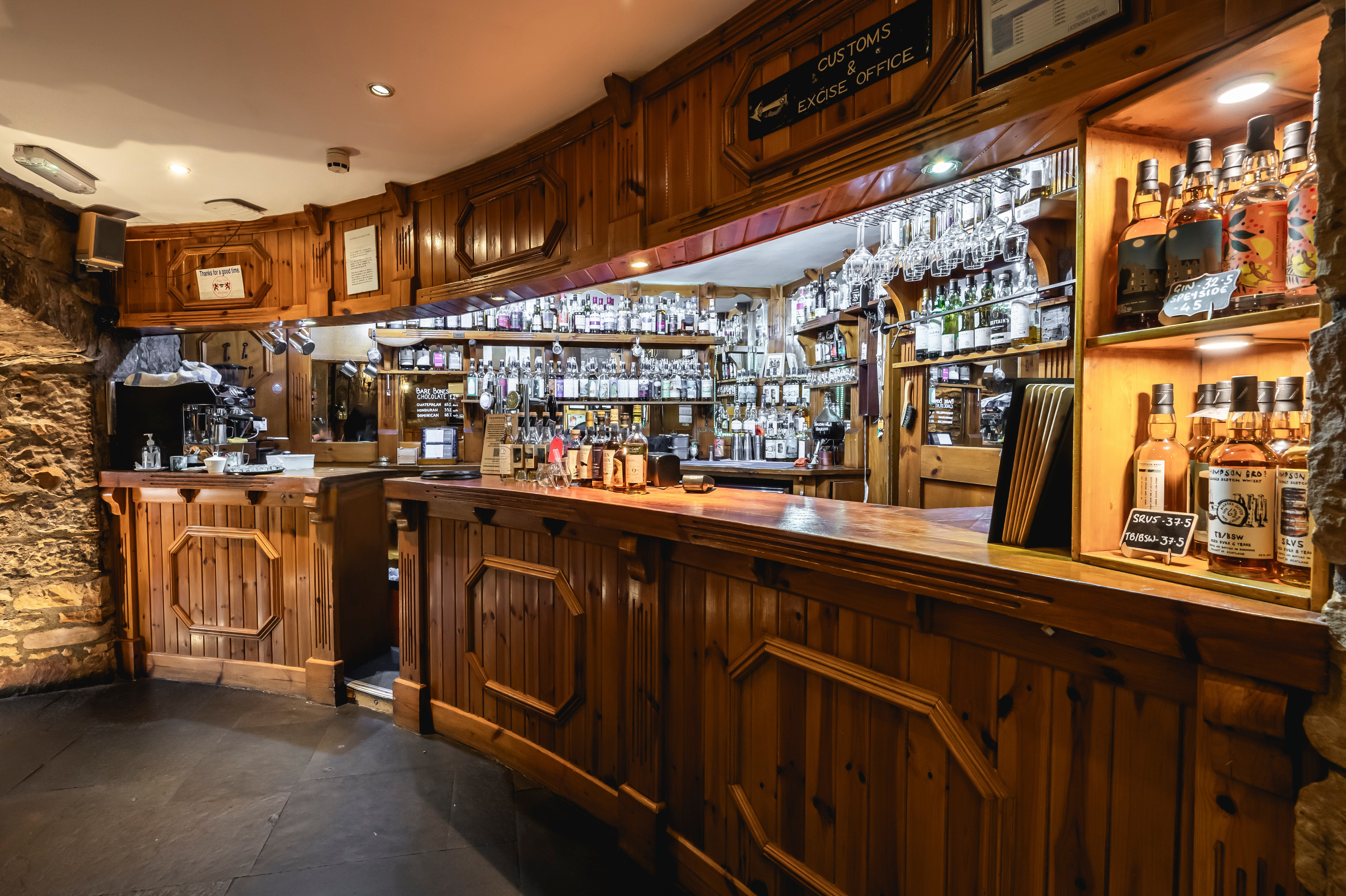 Bar 5, Dornoch Castle Hotel, Highland