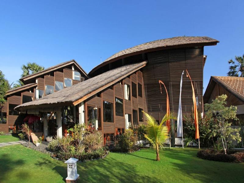 Siddhartha Dive Resort & Spa