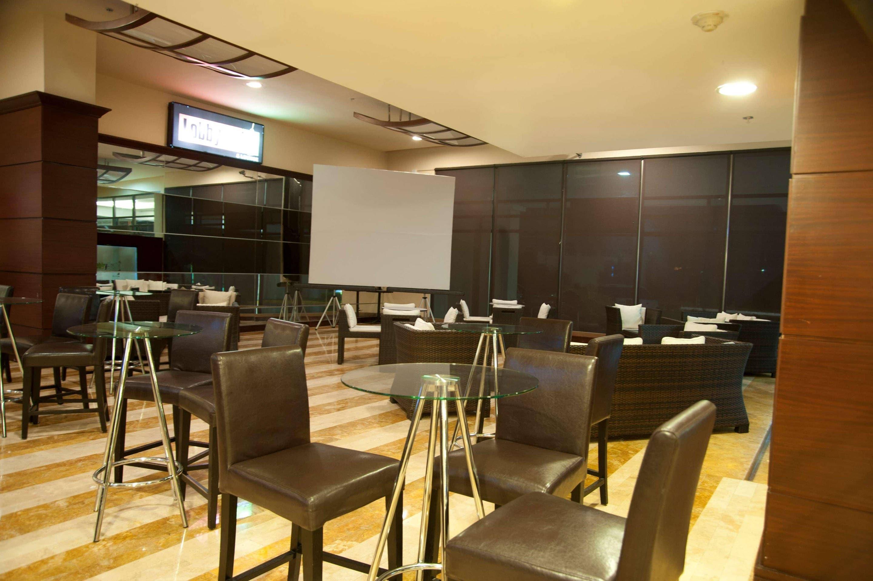 Radisson Colon 2000
