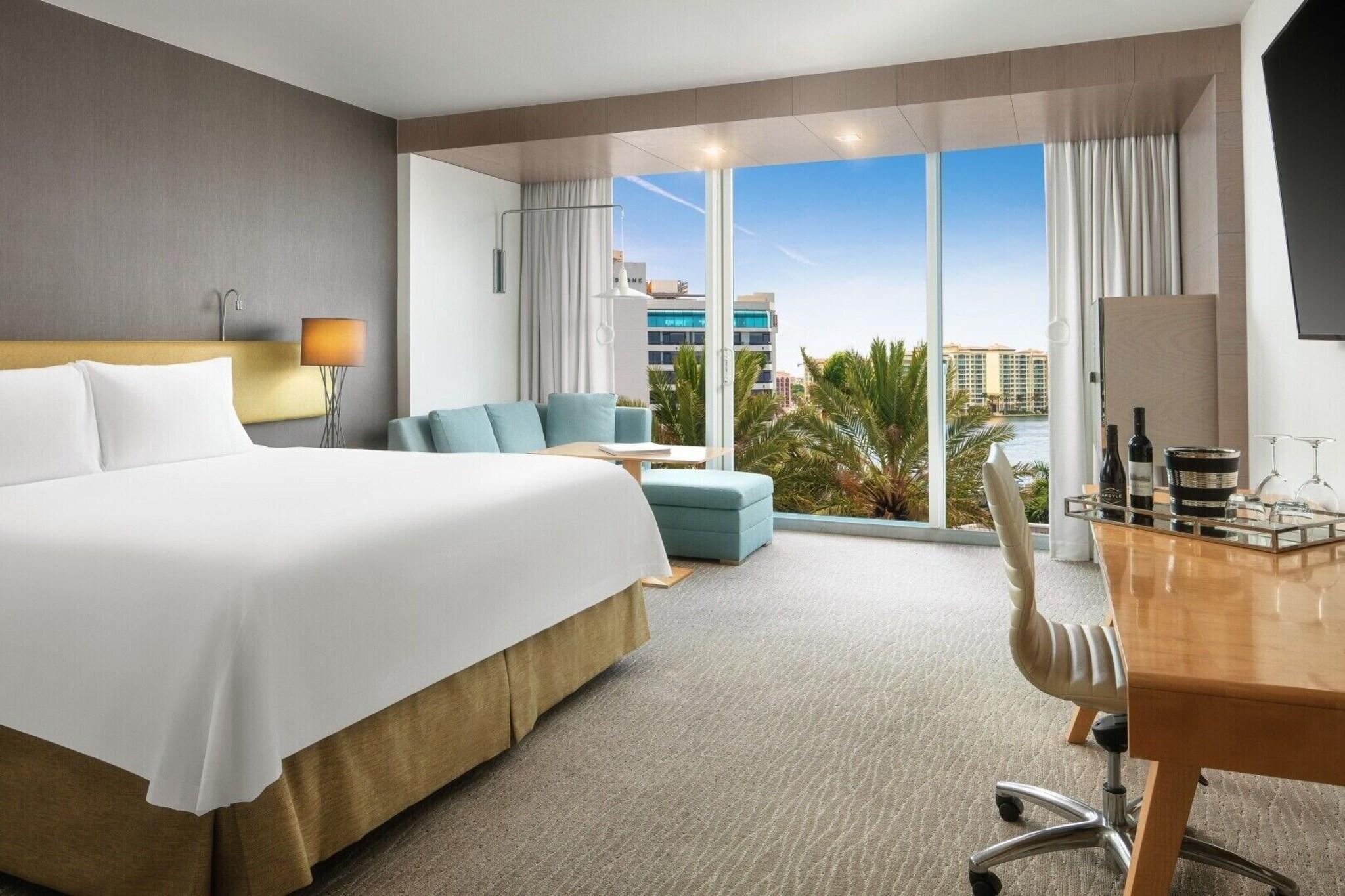 Boca Beach Club, A Waldorf Astoria Resort