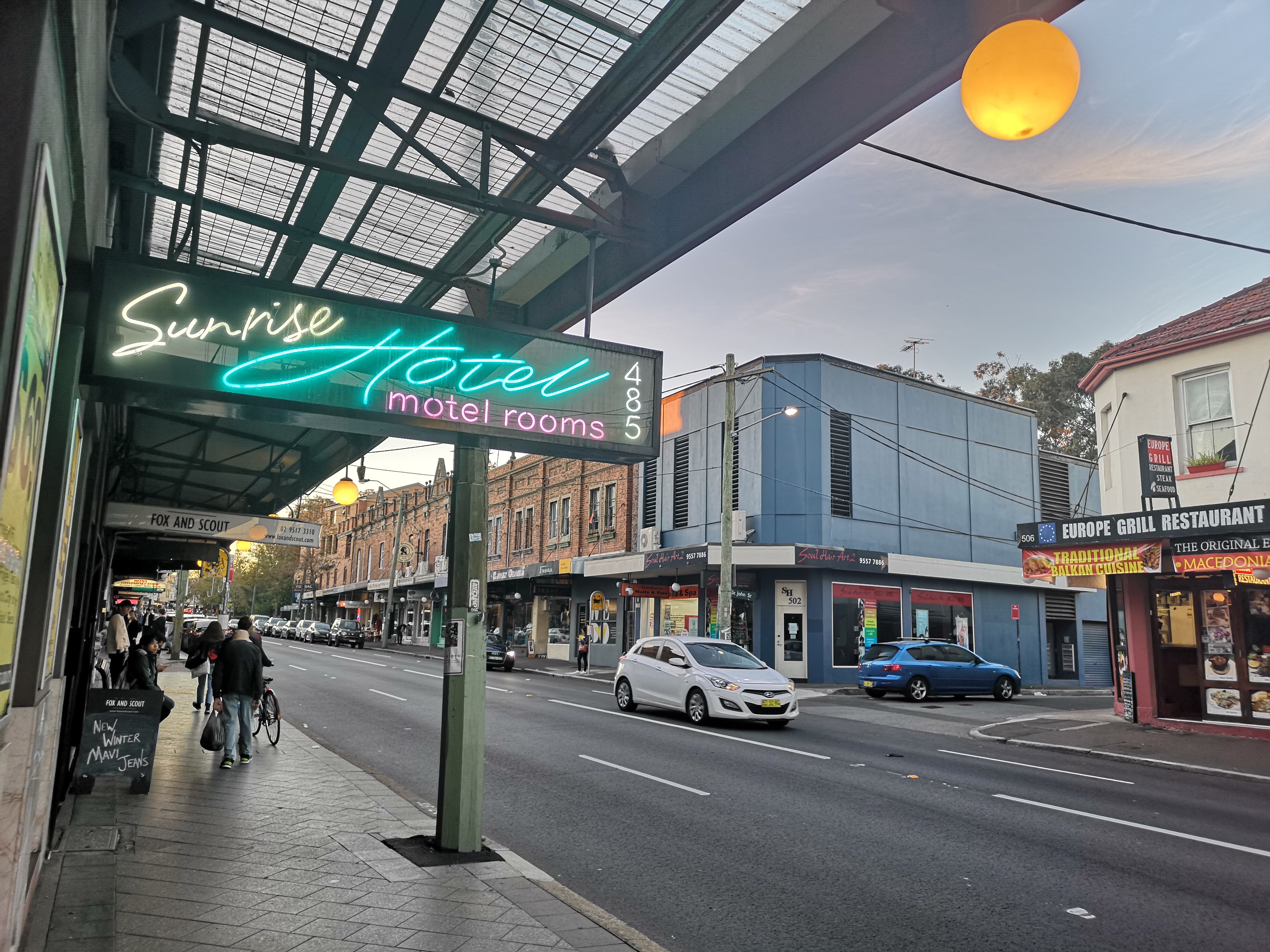Australian Sunrise Lodge - Newtown