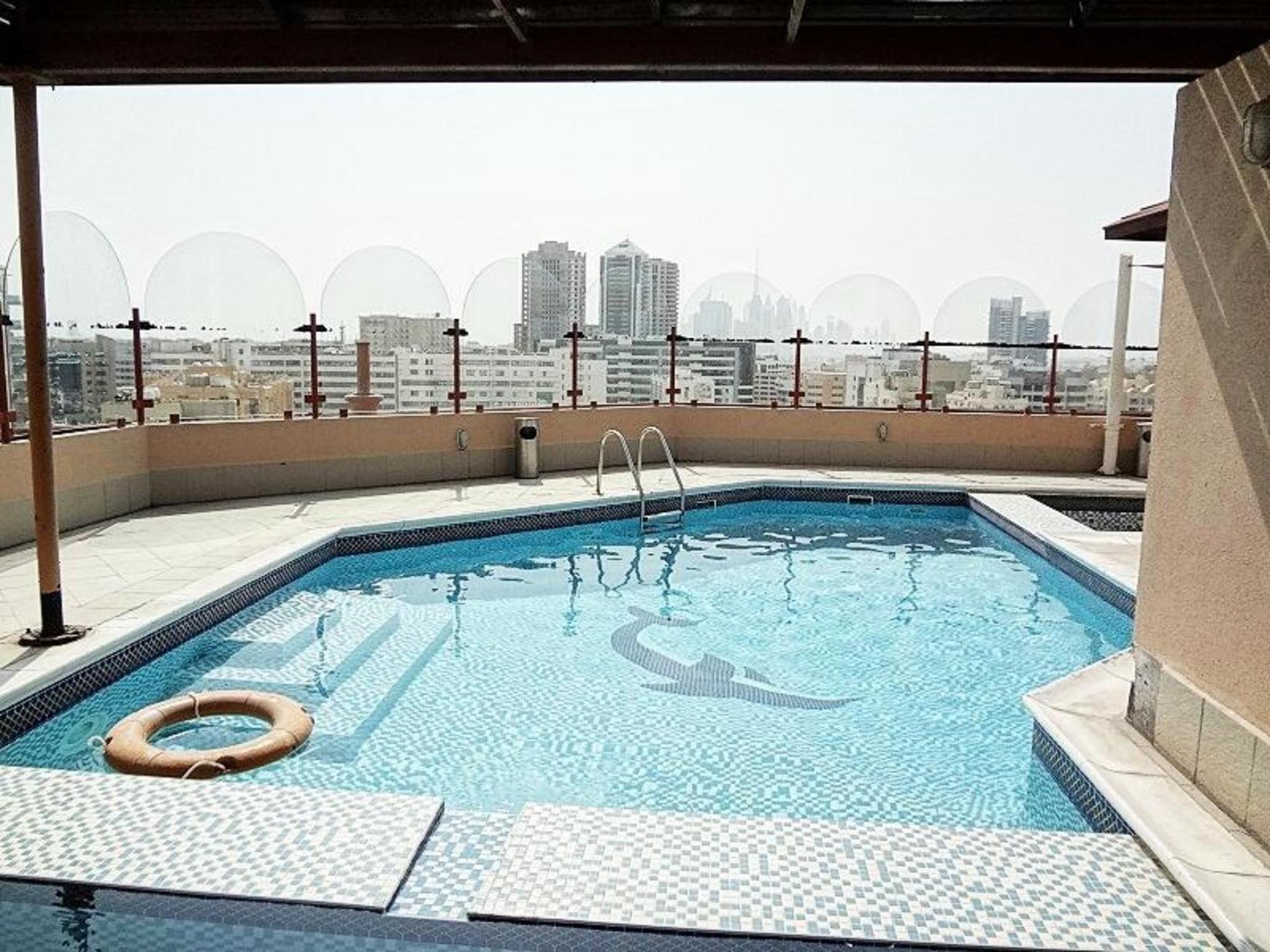 Dolphin hotel Apartments Dubai